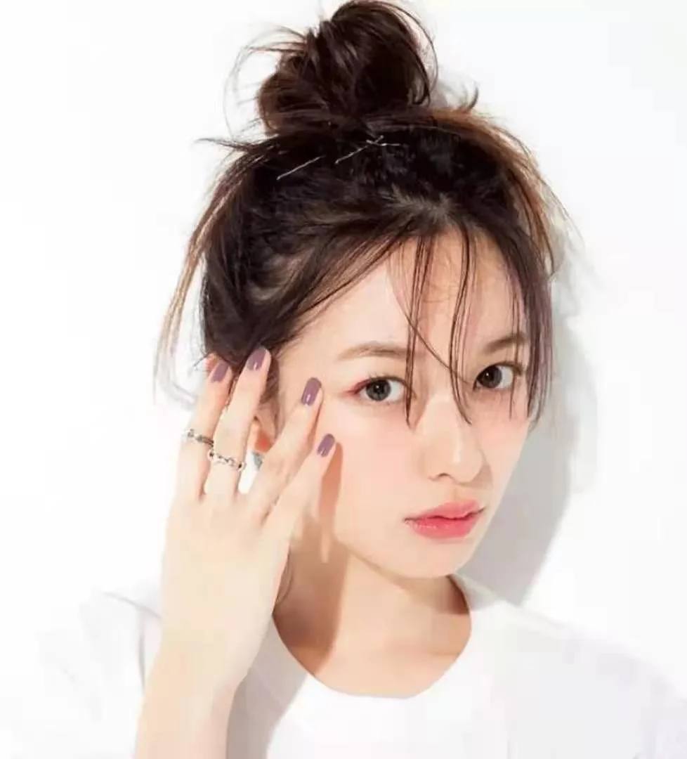 日系氧气美女如何“妆”