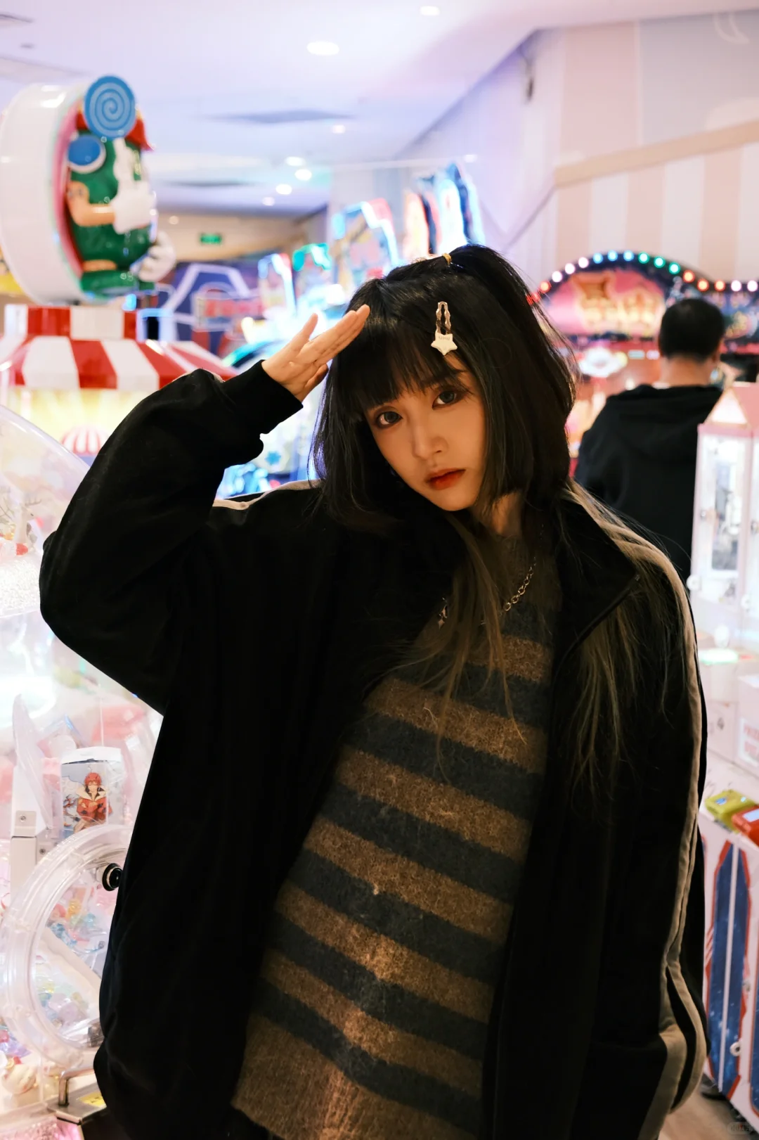 一只小模特找杭州长期互免创作摄影化妆朋友
