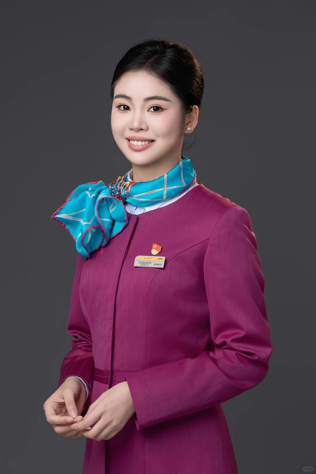 制服不是枷锁，是信仰｜高铁乘务员形象照