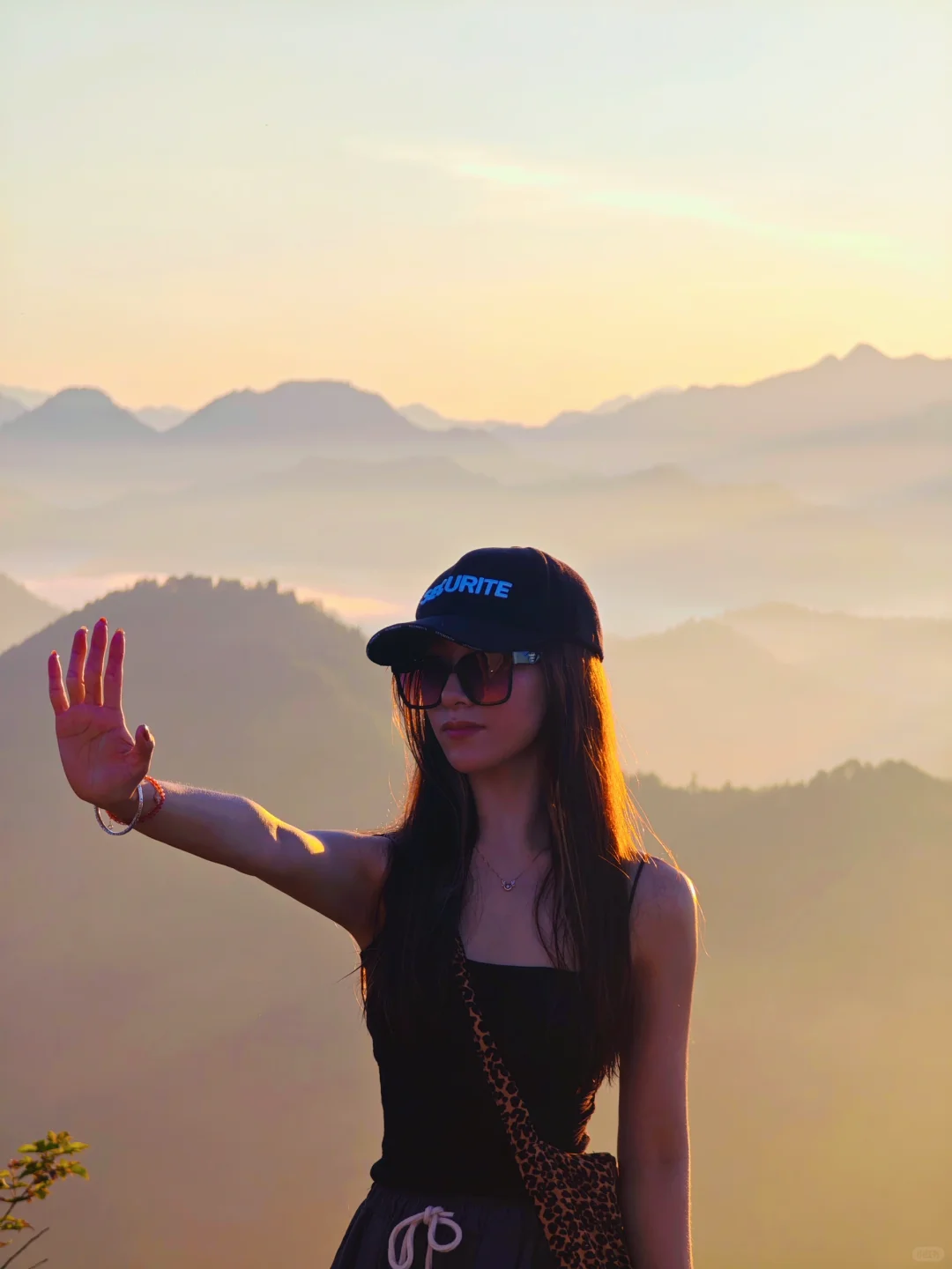 #锣鼓山 日出登山照这么拍美哭了