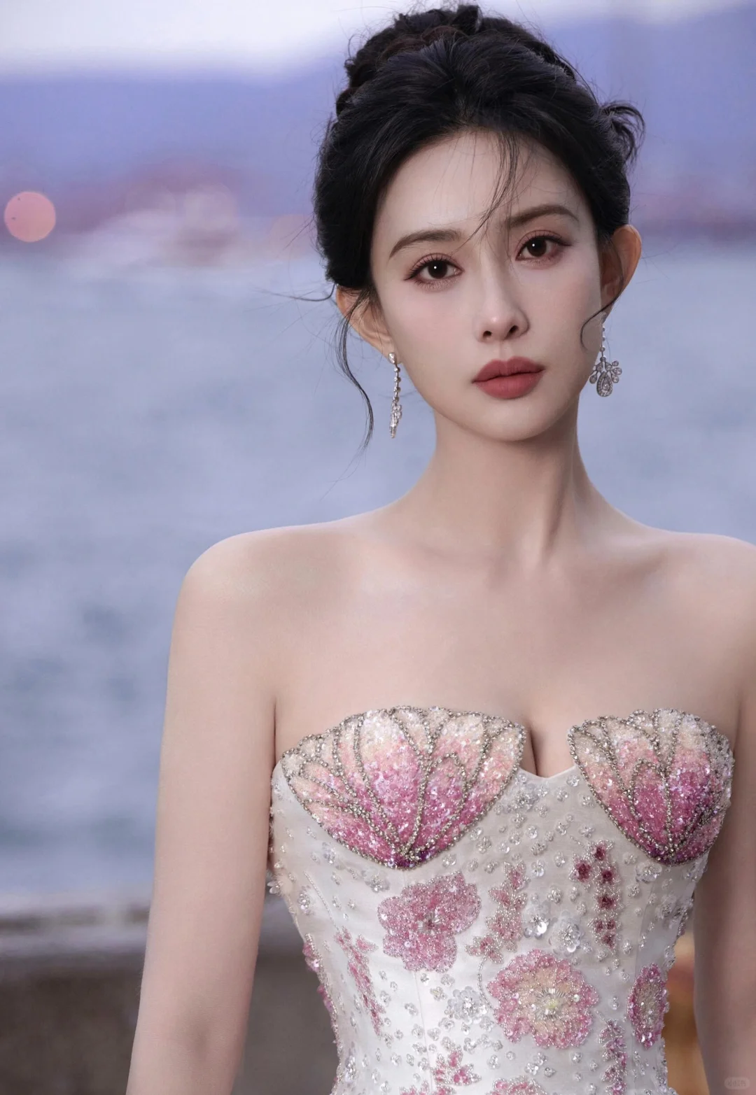孟子义盛典造型惊艳亮相，仙气满满🌸✨