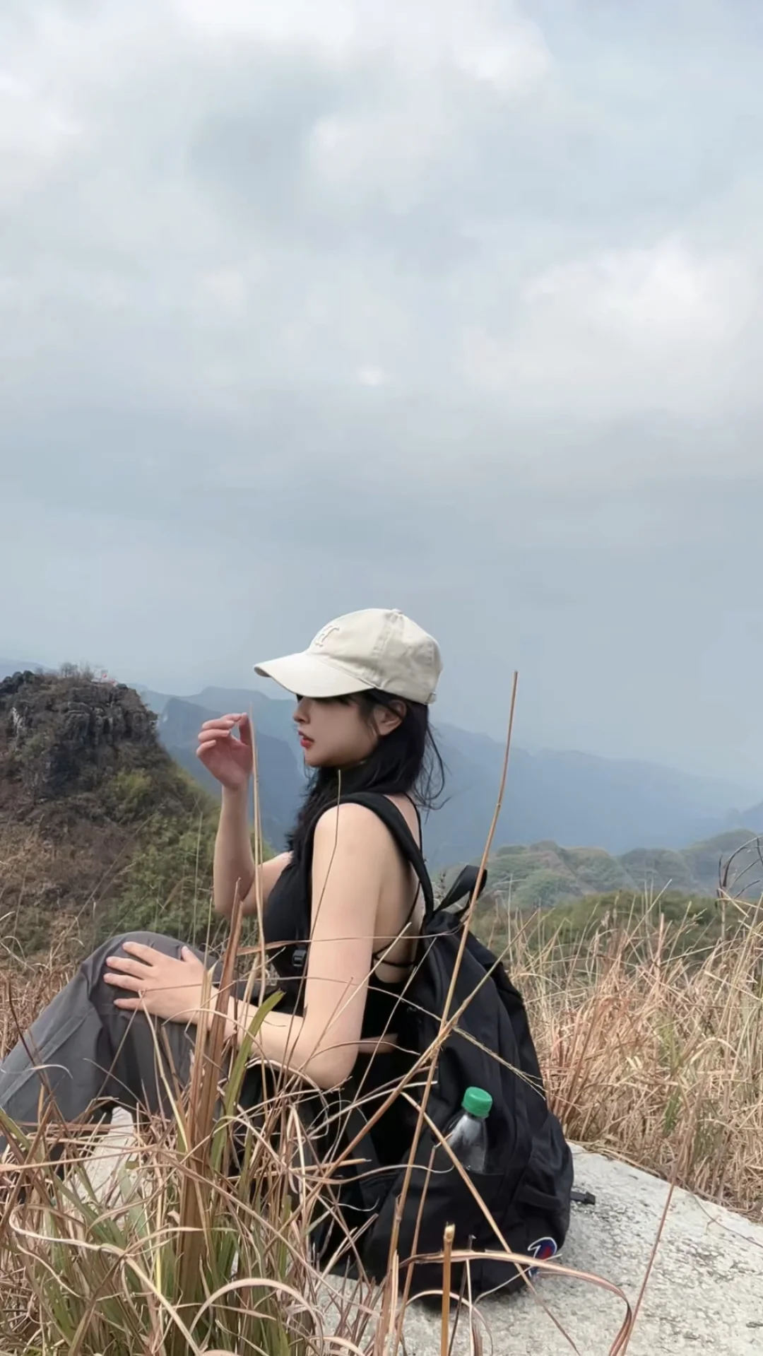 有趣的人生一半是山川湖海