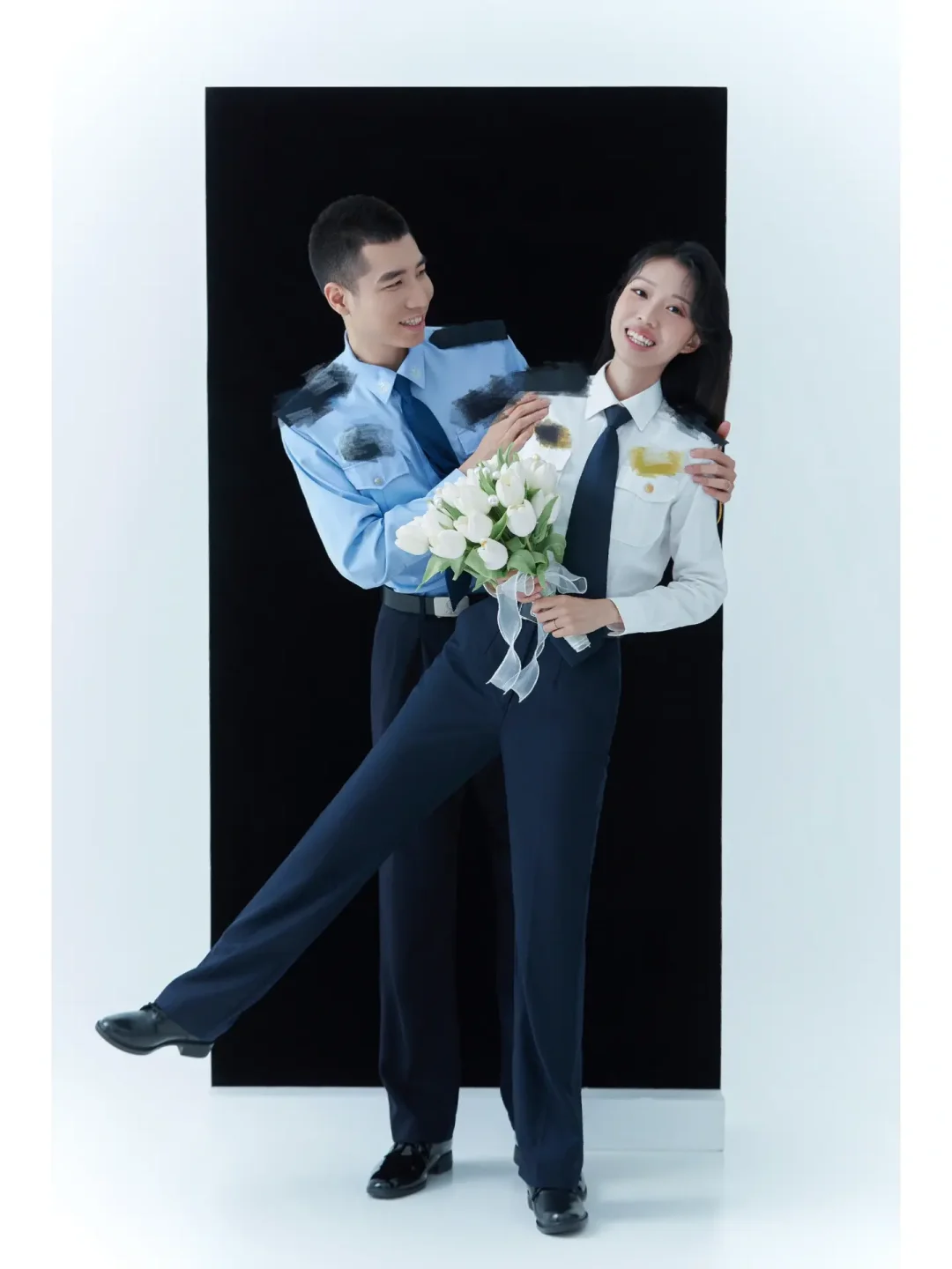 👩🏻‍❤️‍💋‍👨🏻制服情侣照来啦～