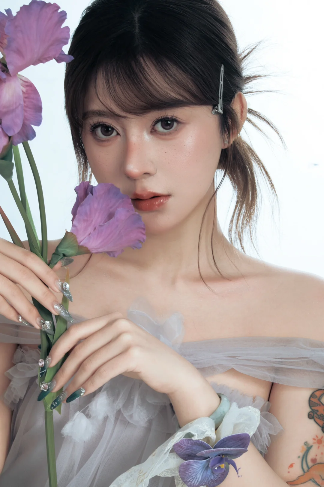 鸢尾花与蝴蝶兰的私语｜福州写真