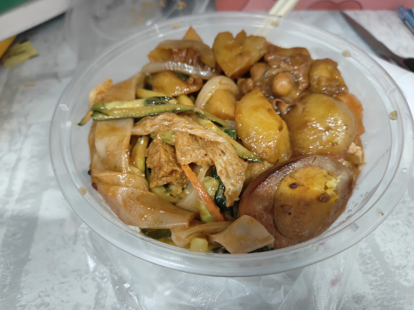 女大减肥的一天画了多少钱，帮算下热量呗