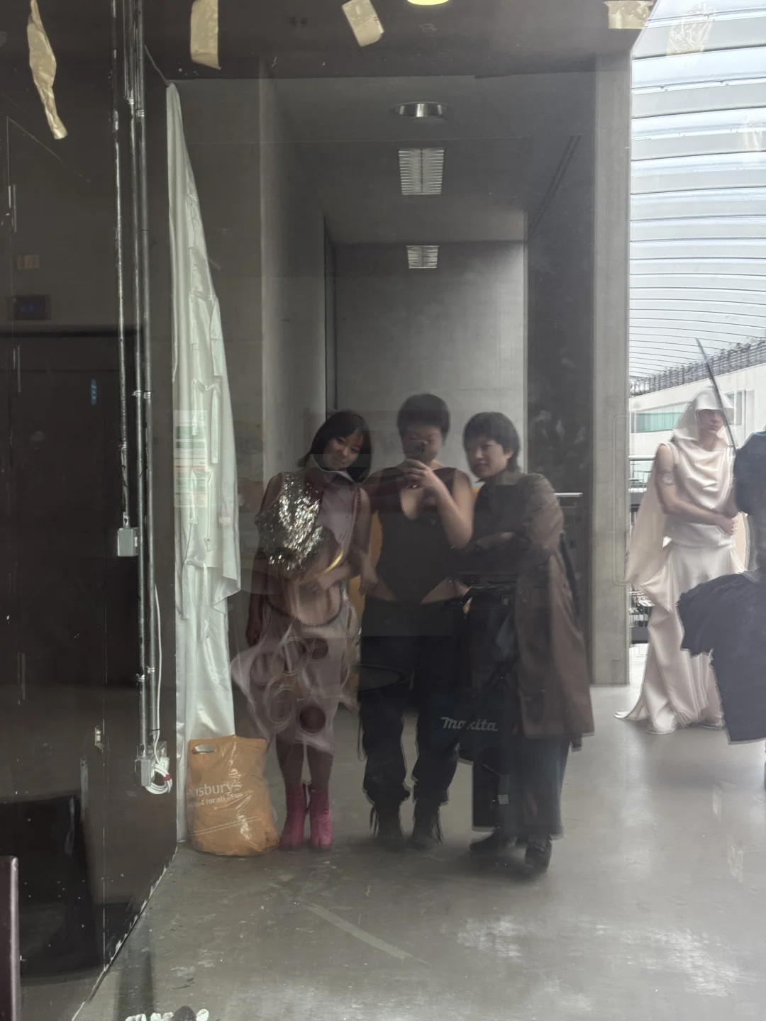 圣马丁Jersey秀场miumiu模特穿我做的美裙
