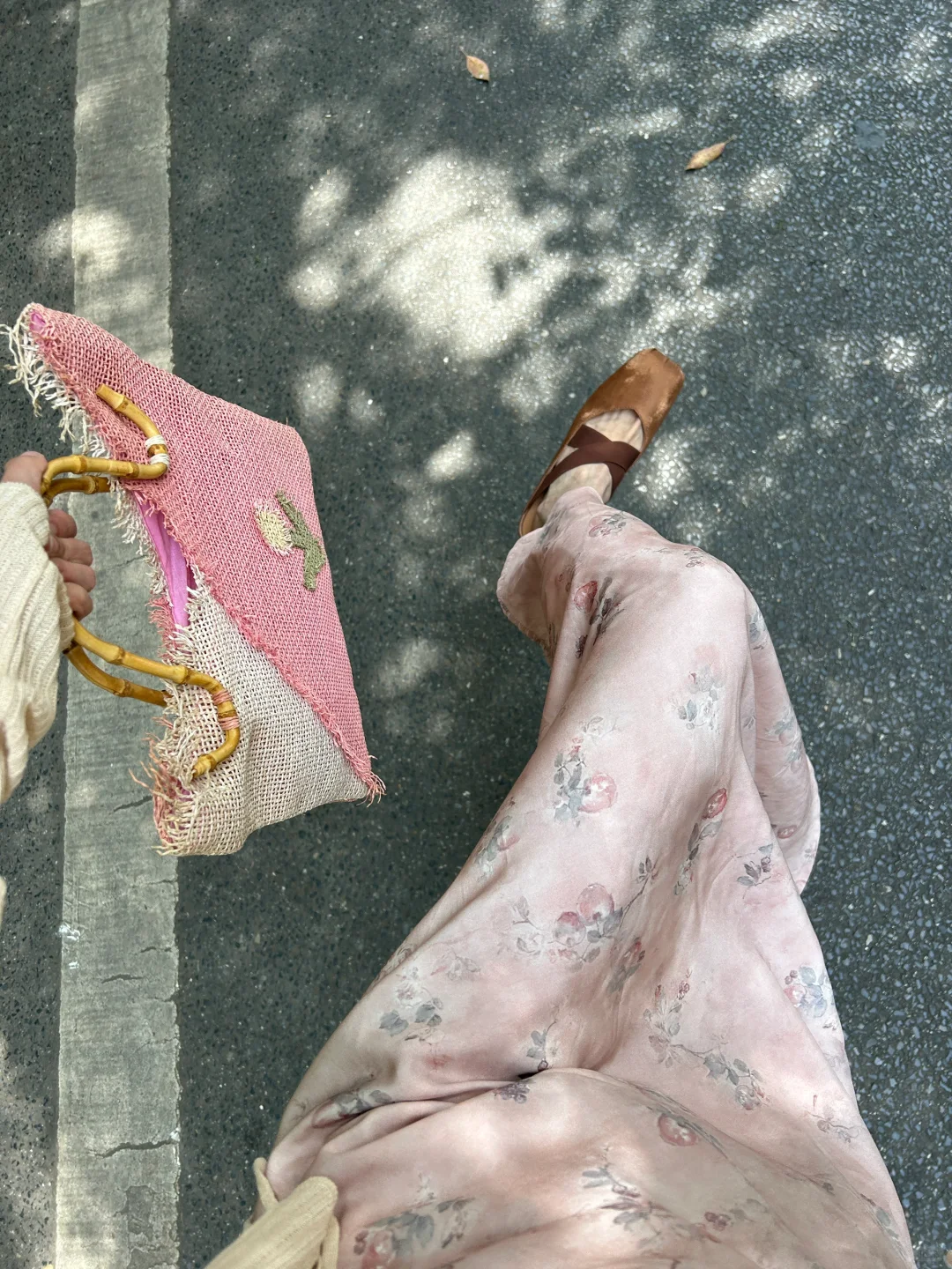《关于我月入3500很会买碎花裙合集》