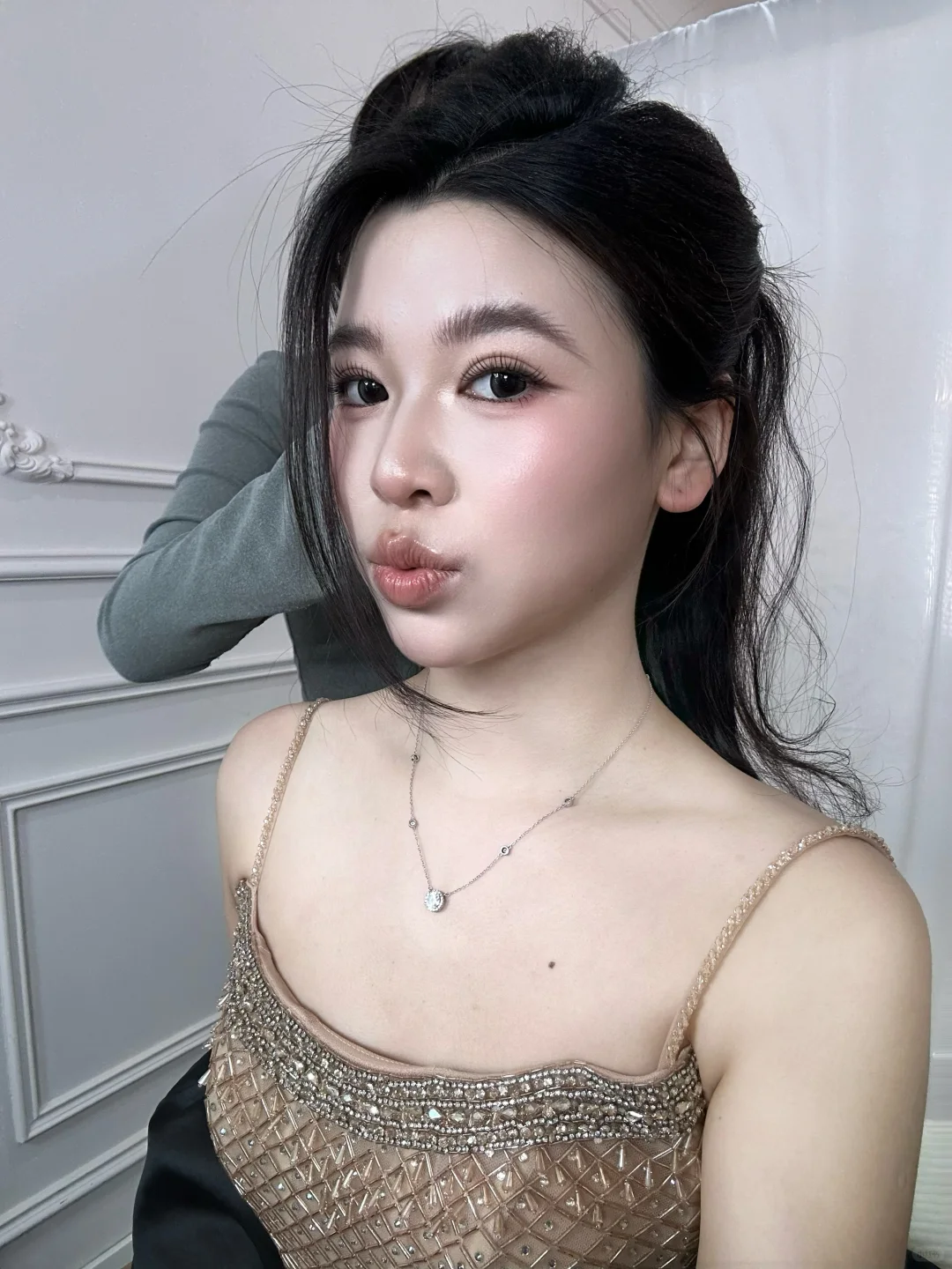 00后自由模特又是美美的一天