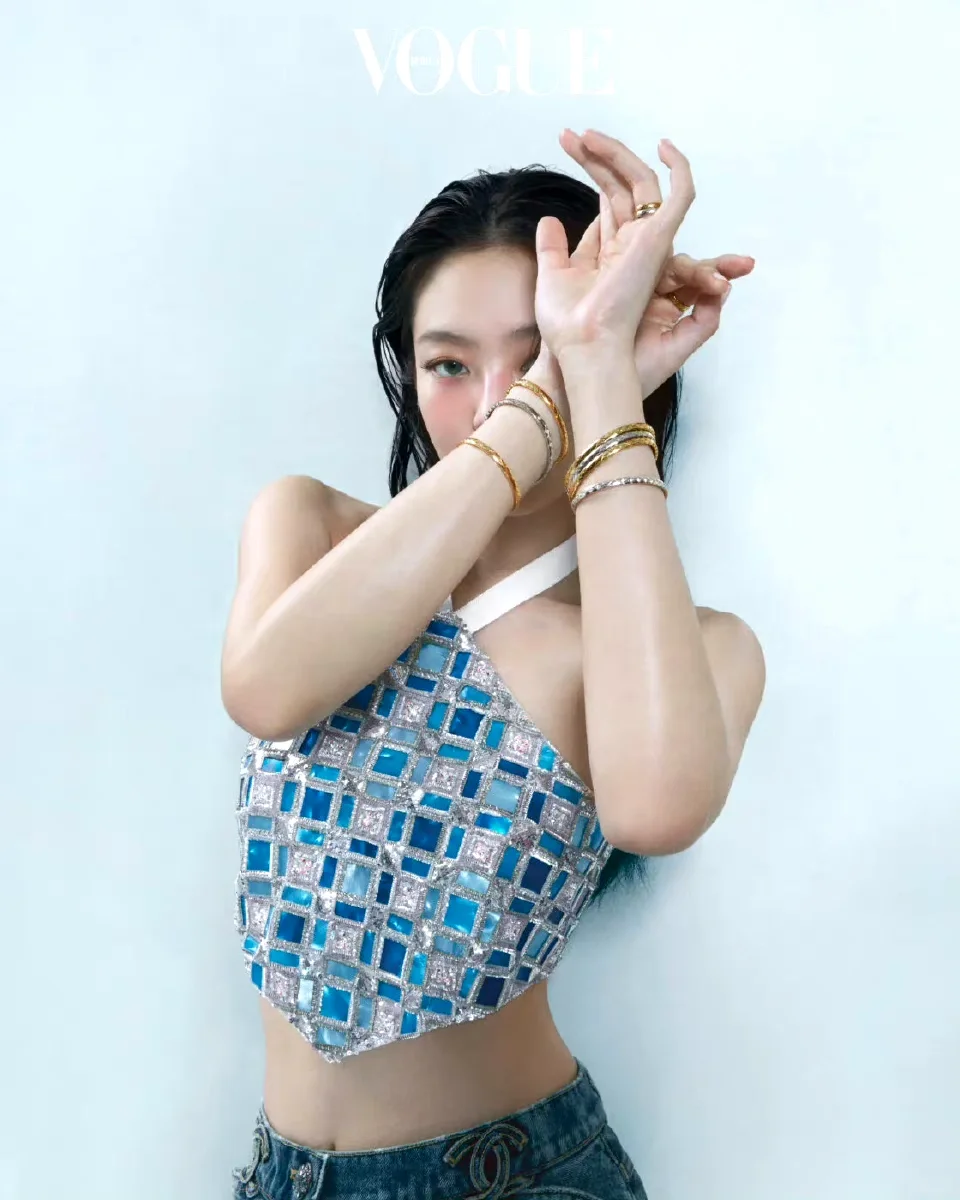 jennie登VOGUE封面！白丝+湿发谁懂！