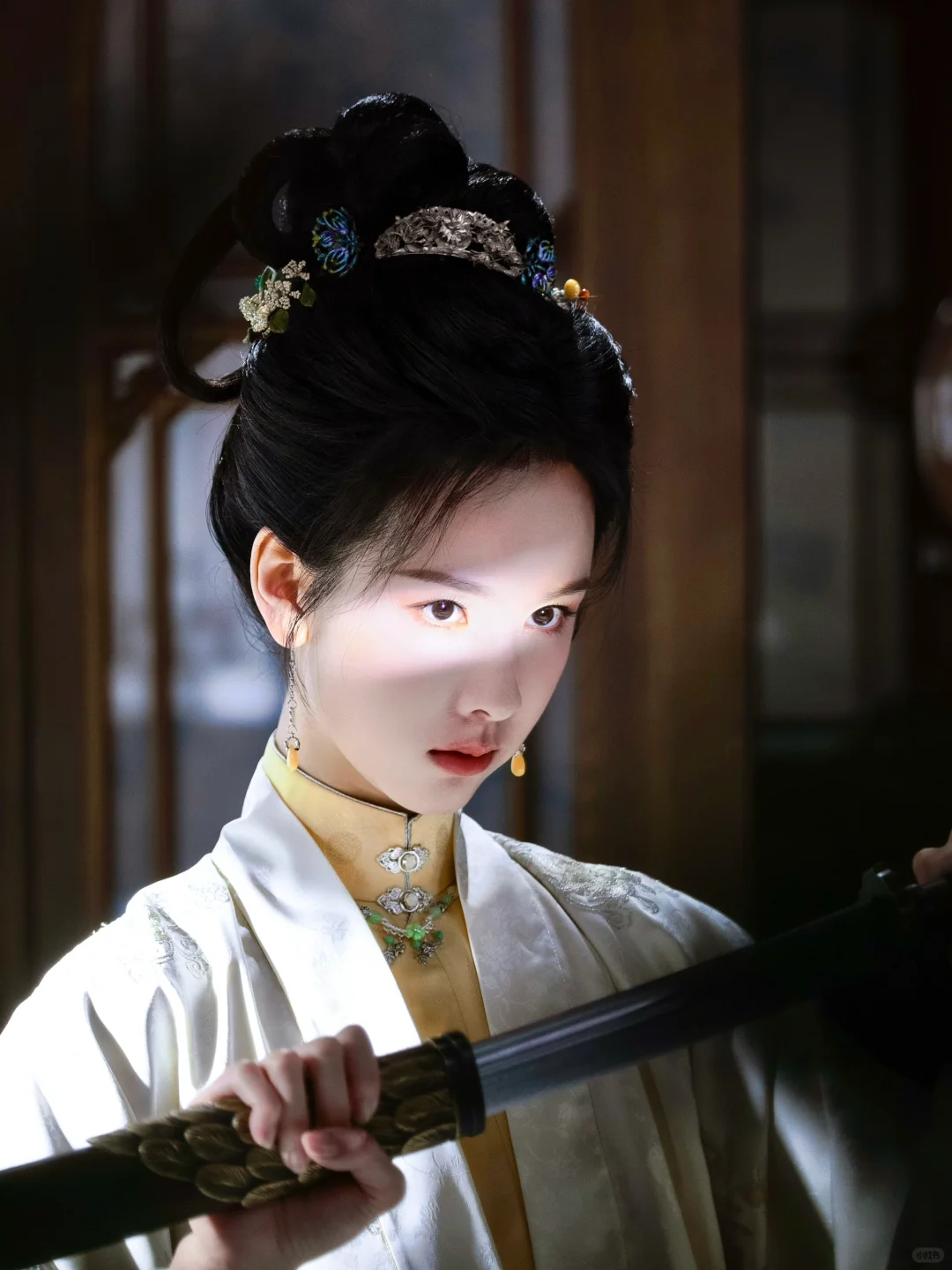 《贵女》神图️你见过这样的陈都灵吗