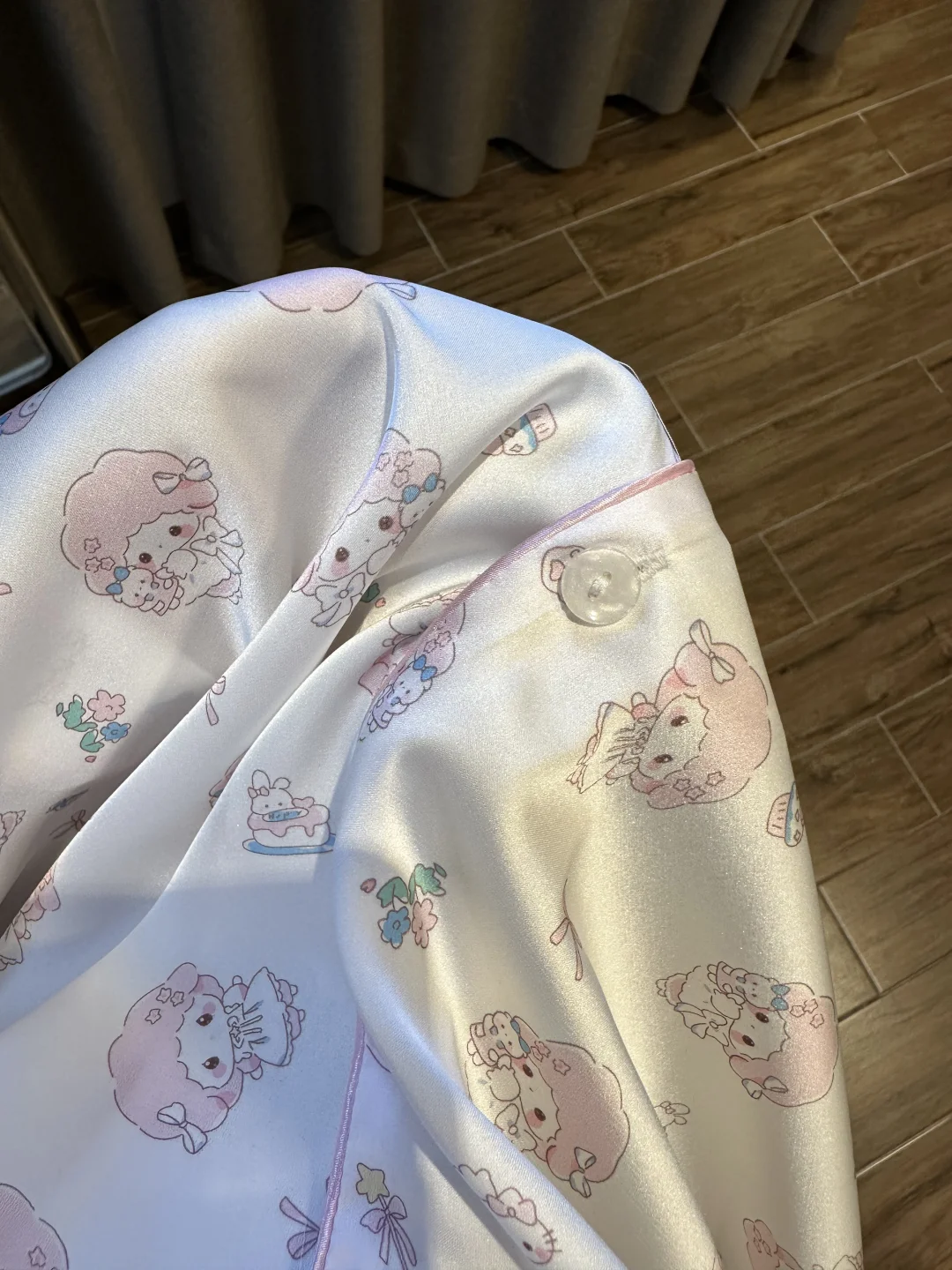 甜妹睡衣分享被美乐蒂包围啦