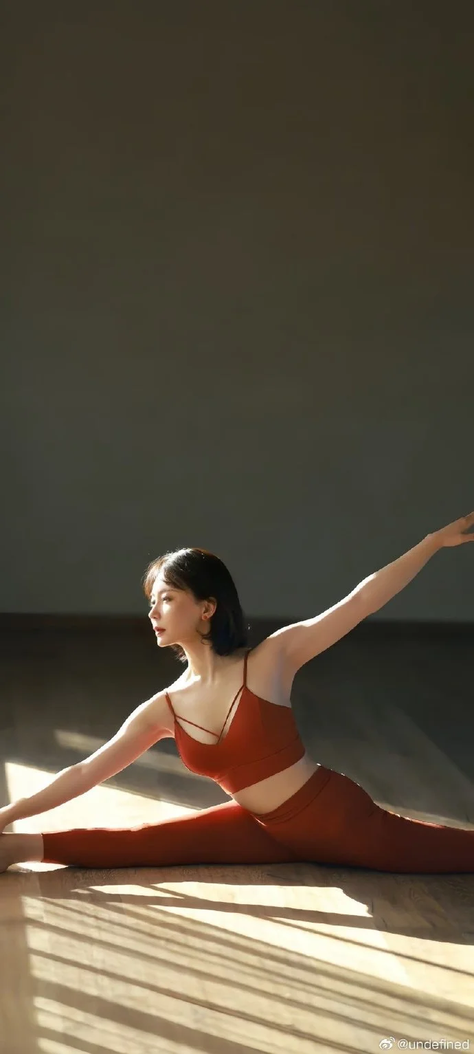 陈数:47岁的中年“美少女”的身材秘码
