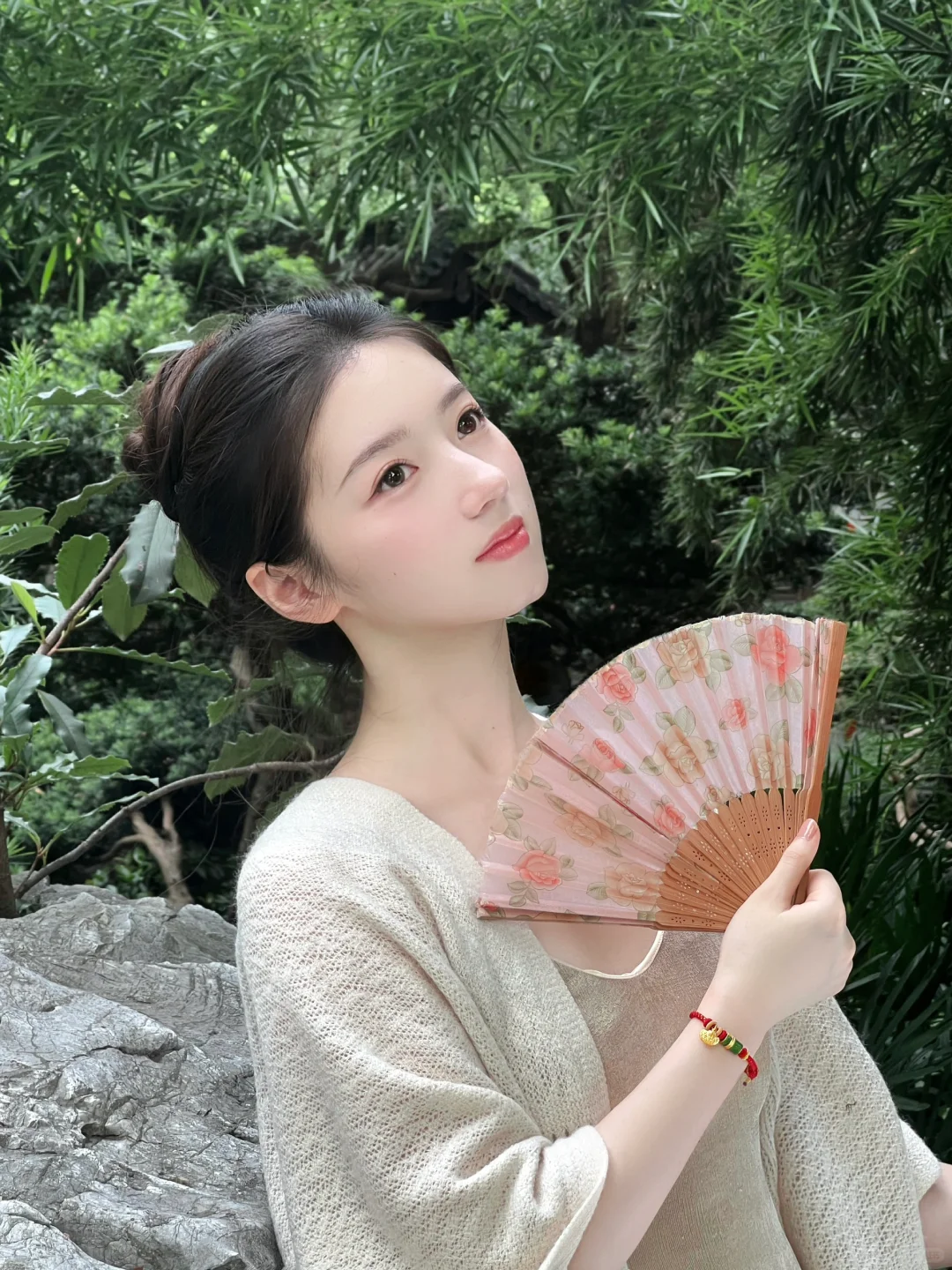 秋冬盘发｜简单大方的漂亮