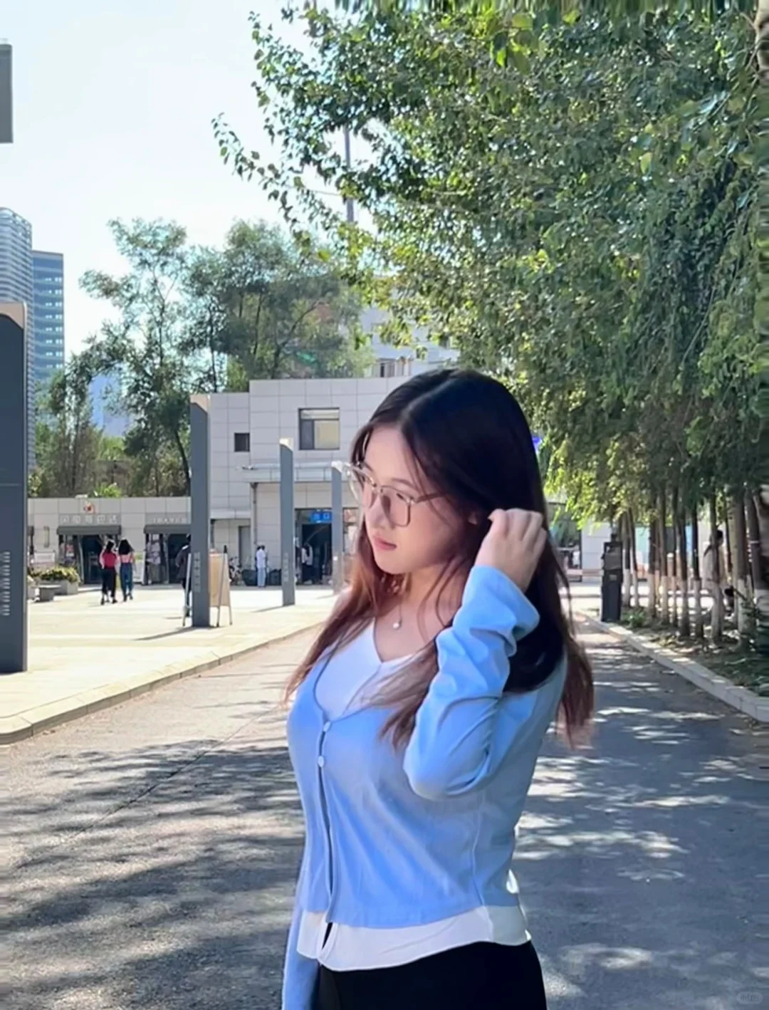 接着反差