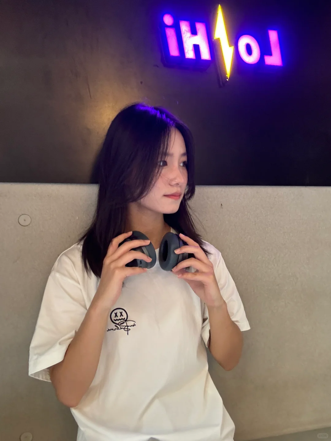 又在偷看我？🎧
