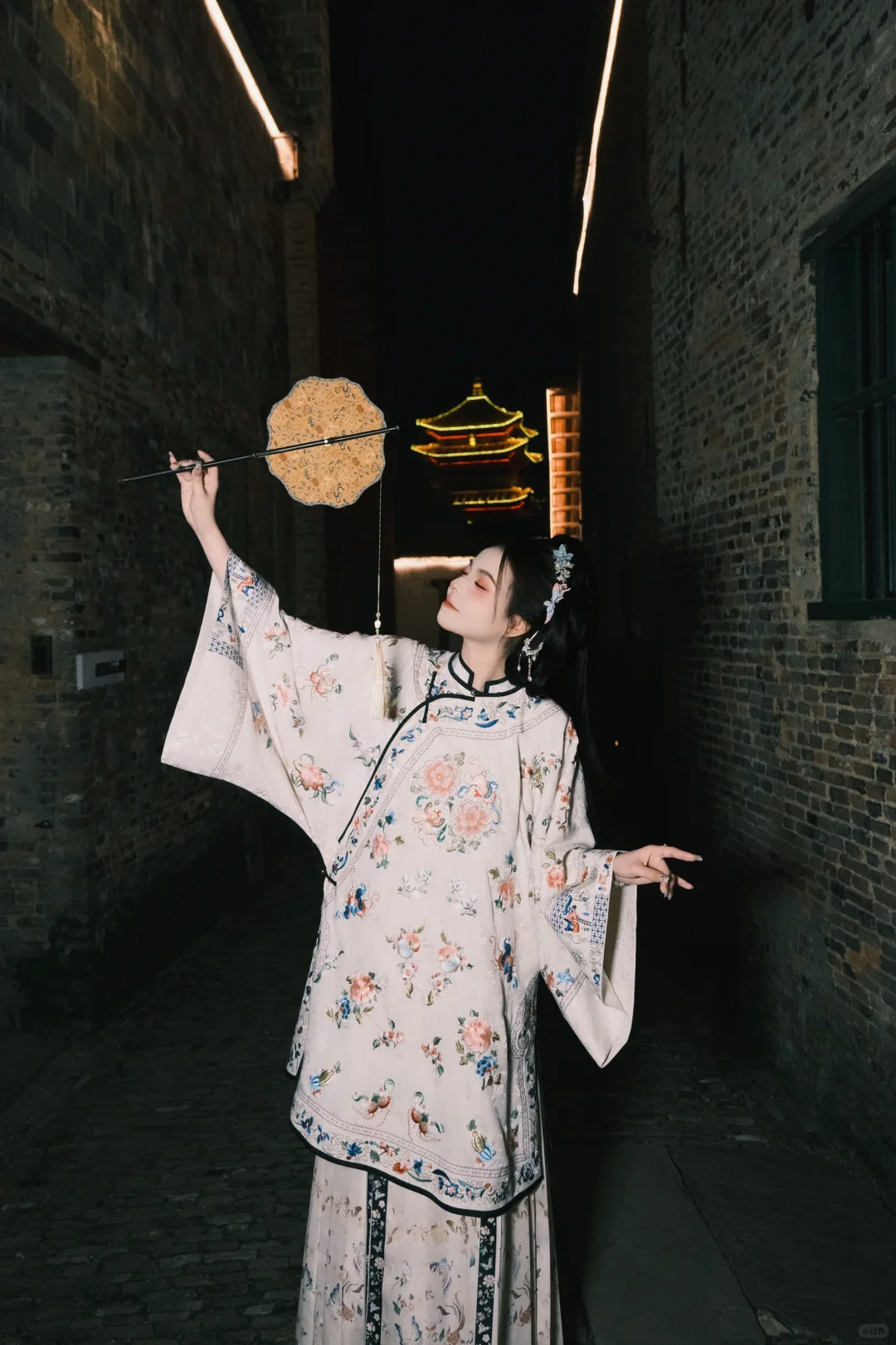 来景德镇拍清汉女啦！