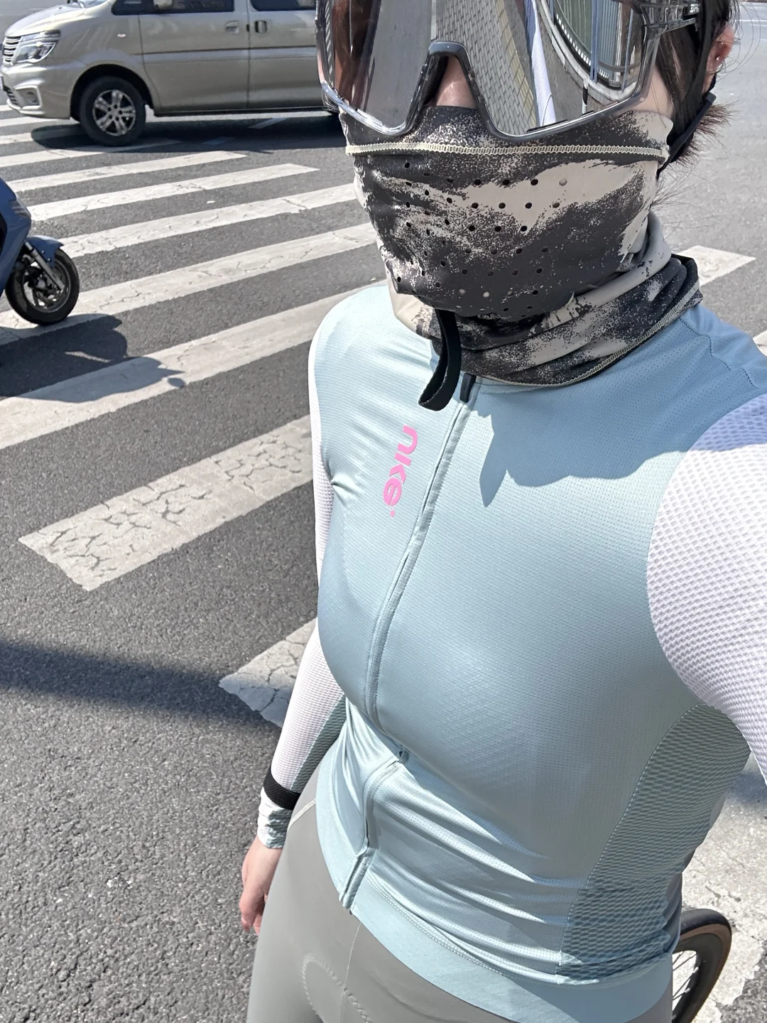 骑行🚴🏻‍♀️