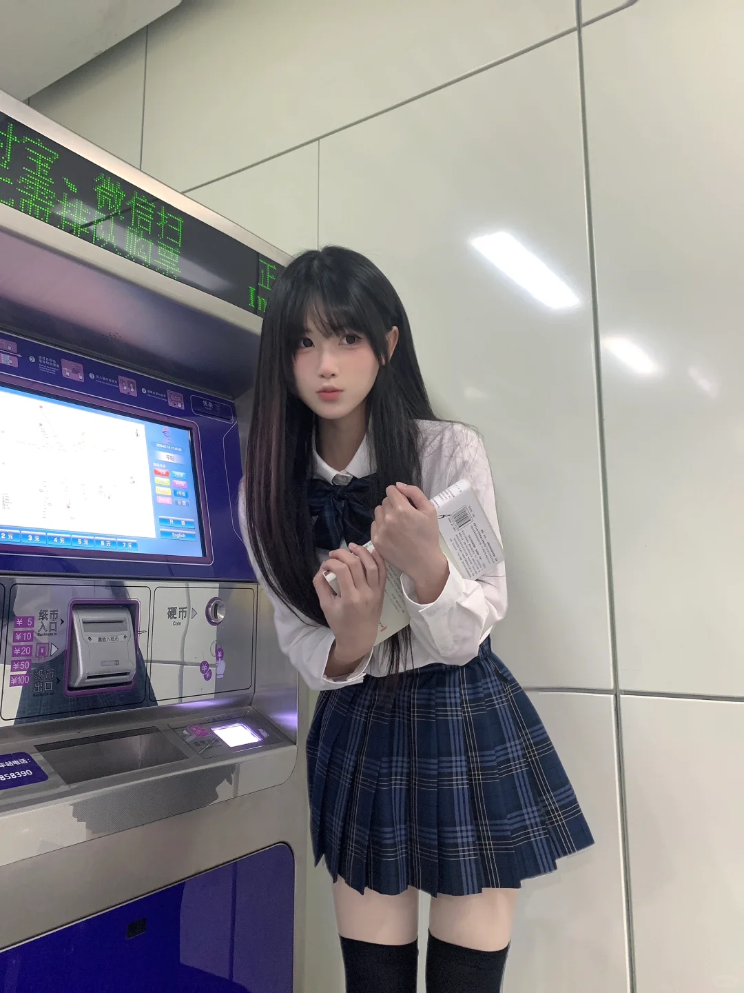 向你敬礼salute！
