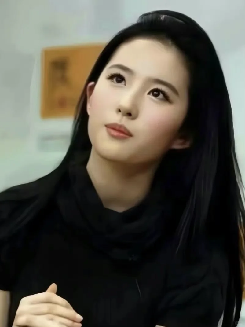 刘亦菲，简直是越素越美的美女代表…