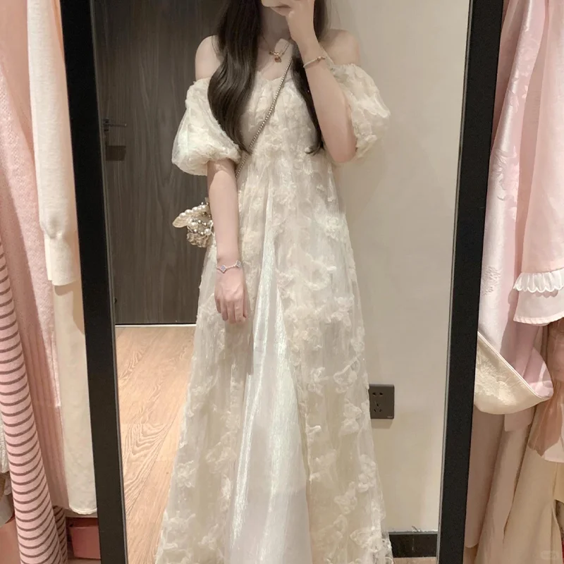 救命 这款白蕾丝裙美到犯规