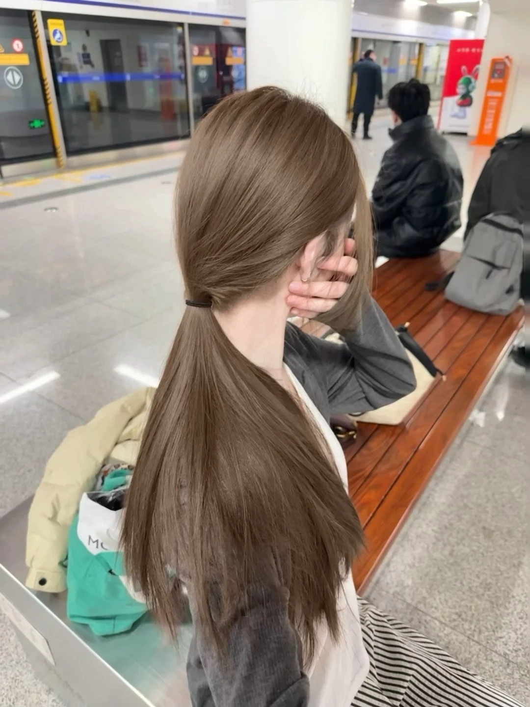 赶早八看到的露思发色 该怎么开口...