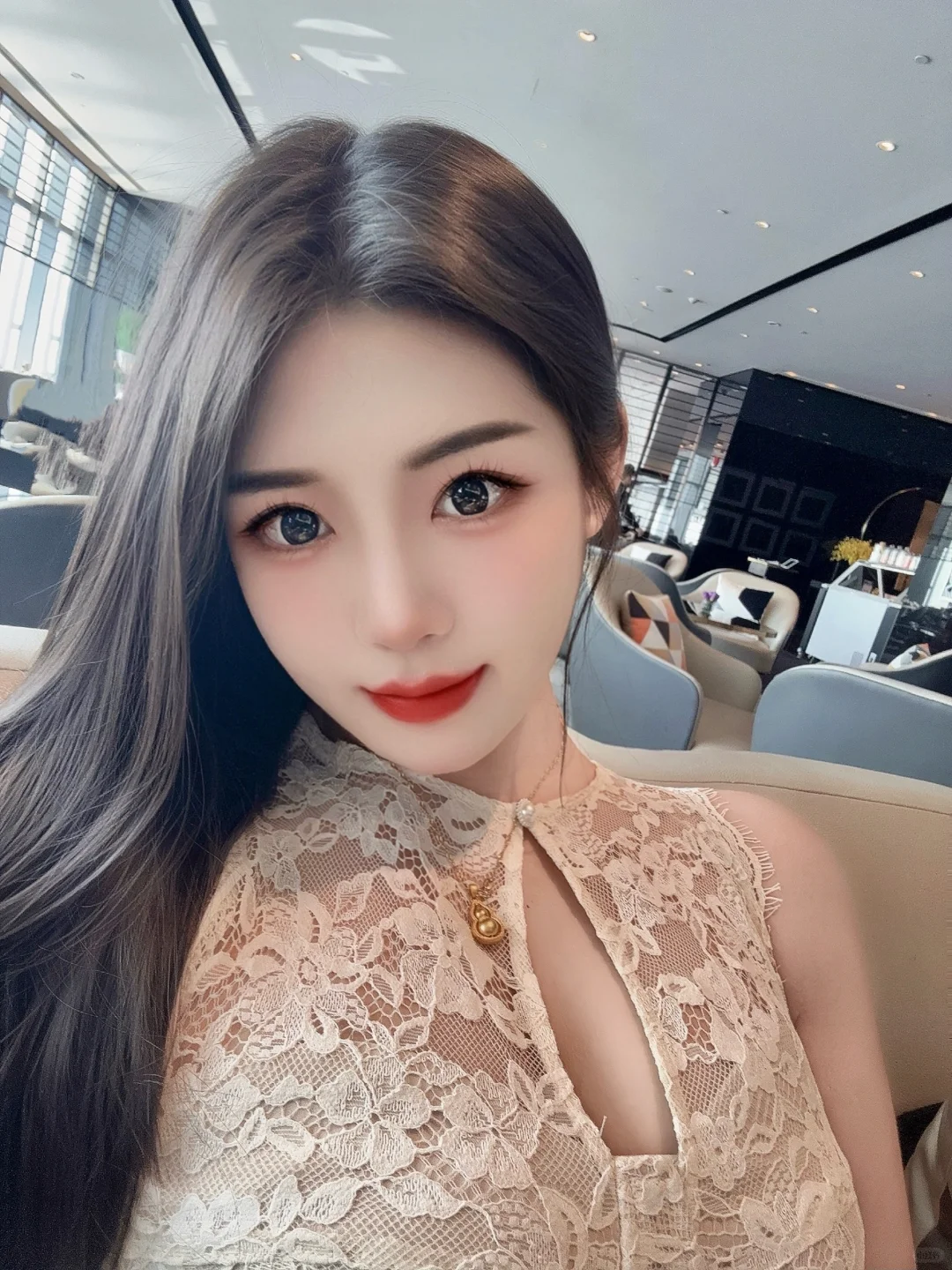 23岁的小妈感
