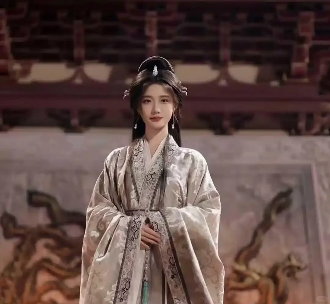 打更人中的女演员哪个符合你的审美
