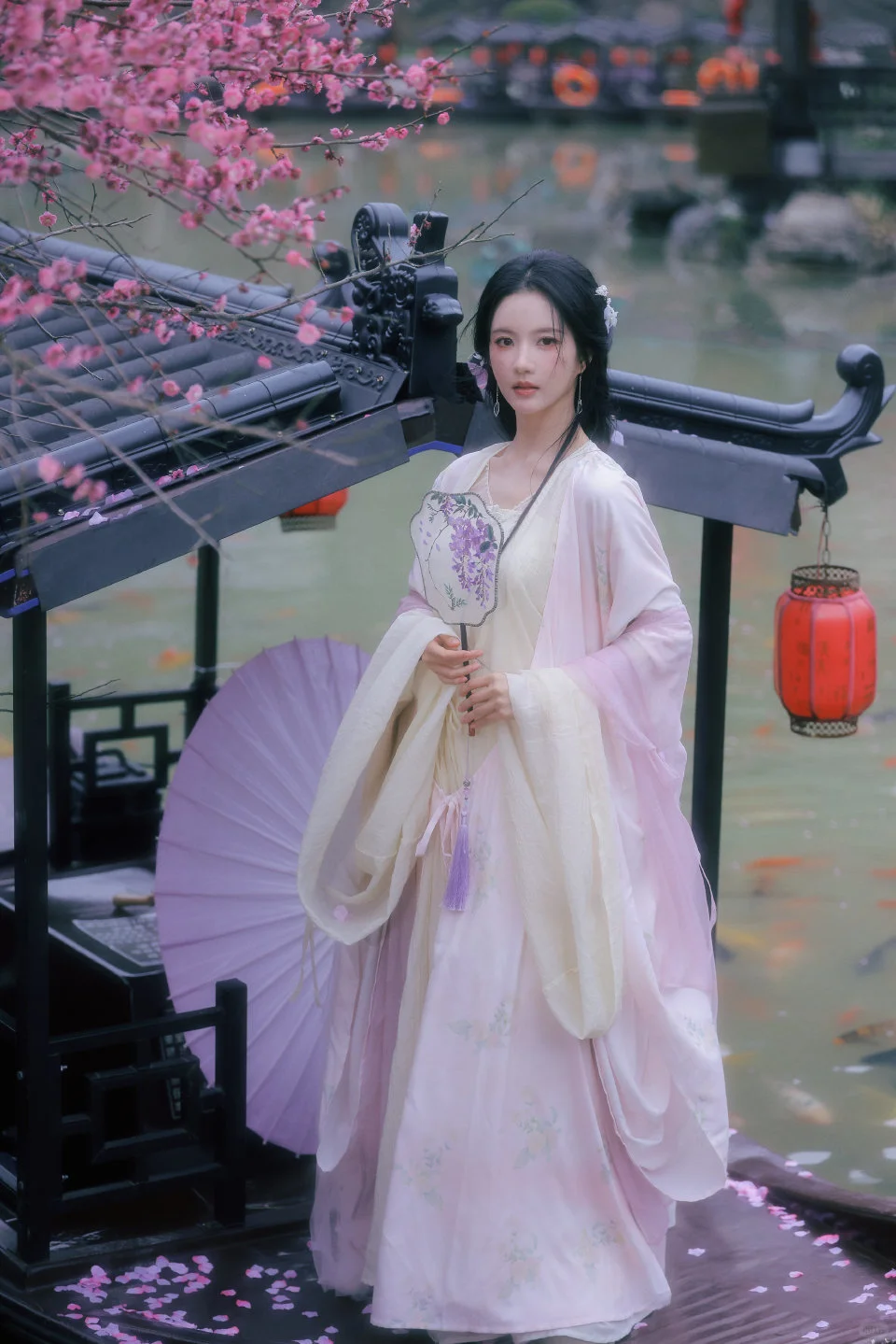 “人面桃花相映红”我看到仙女下凡了！
