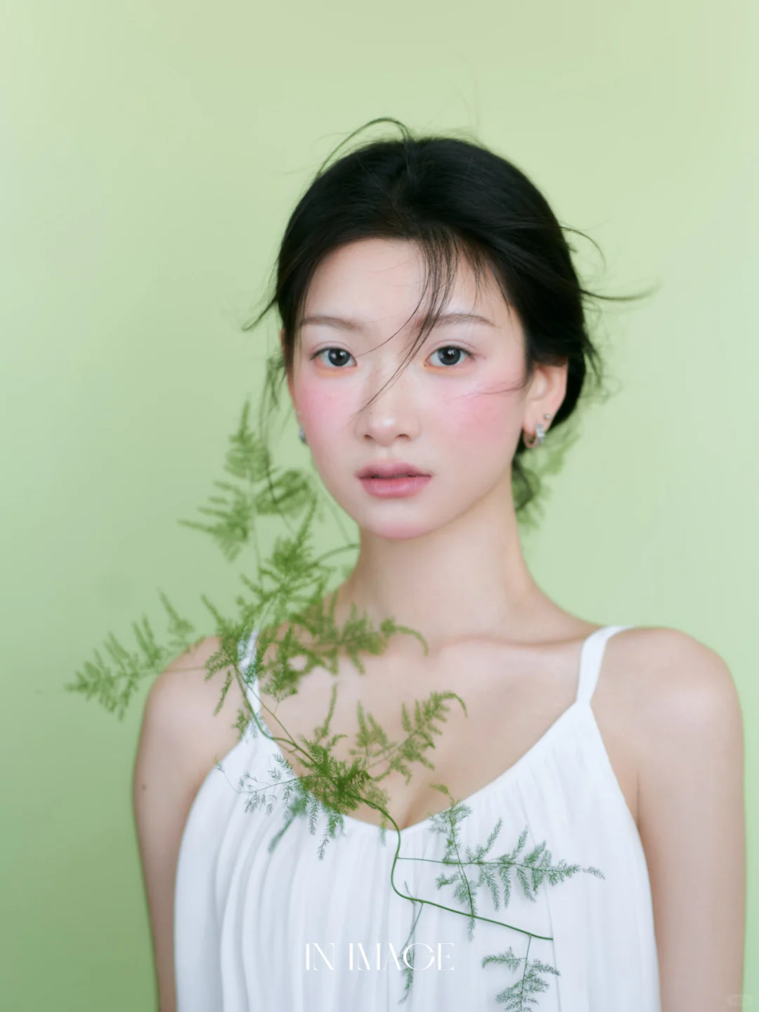 是被温荣和绿意围绕的春天|我自盎然