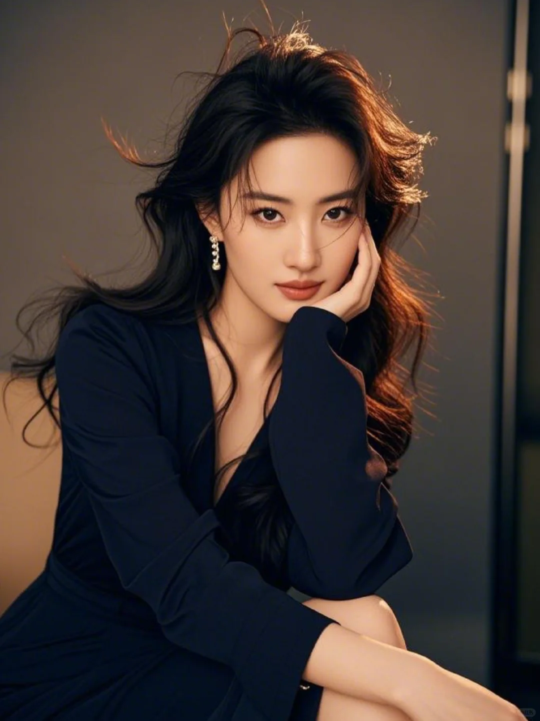 氛围感美女肖像写真职业形象照，AI头像定制