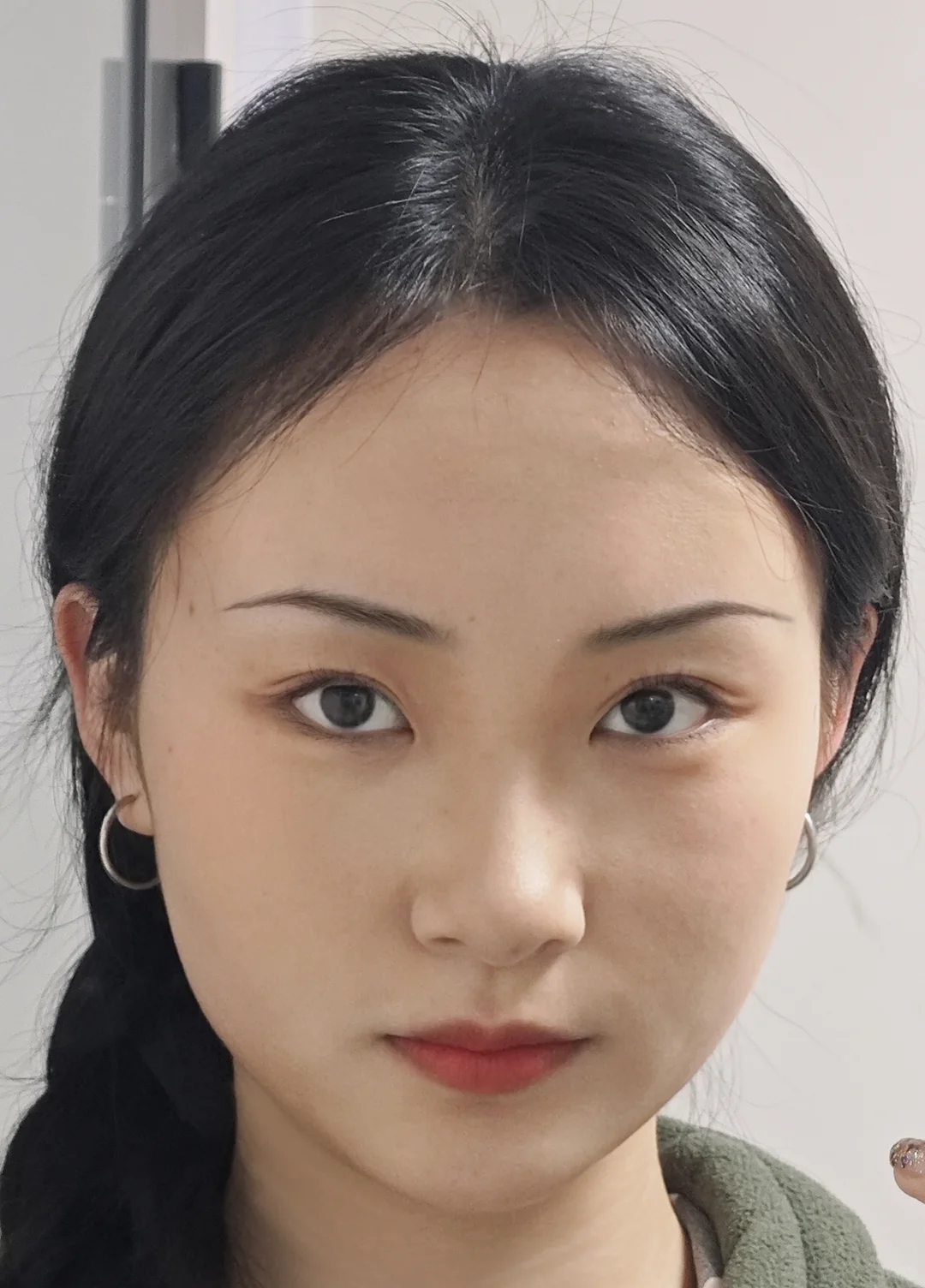 其实扁平脸没必要追求立体度
