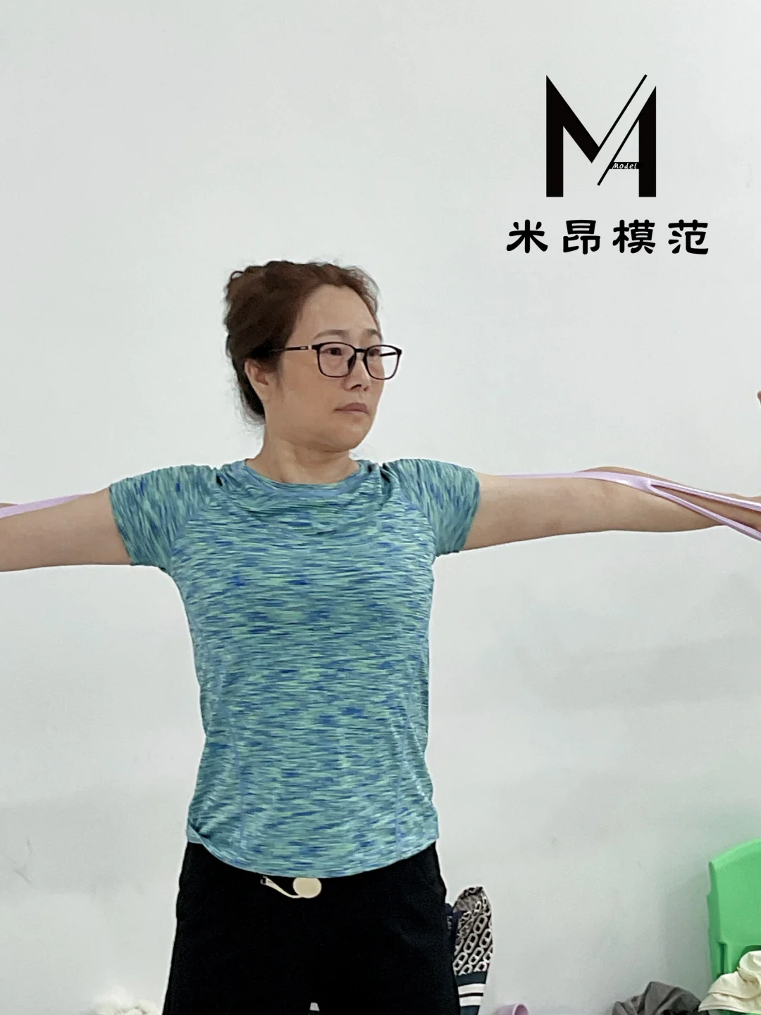 成人形体模特 美从来都是不被定义的