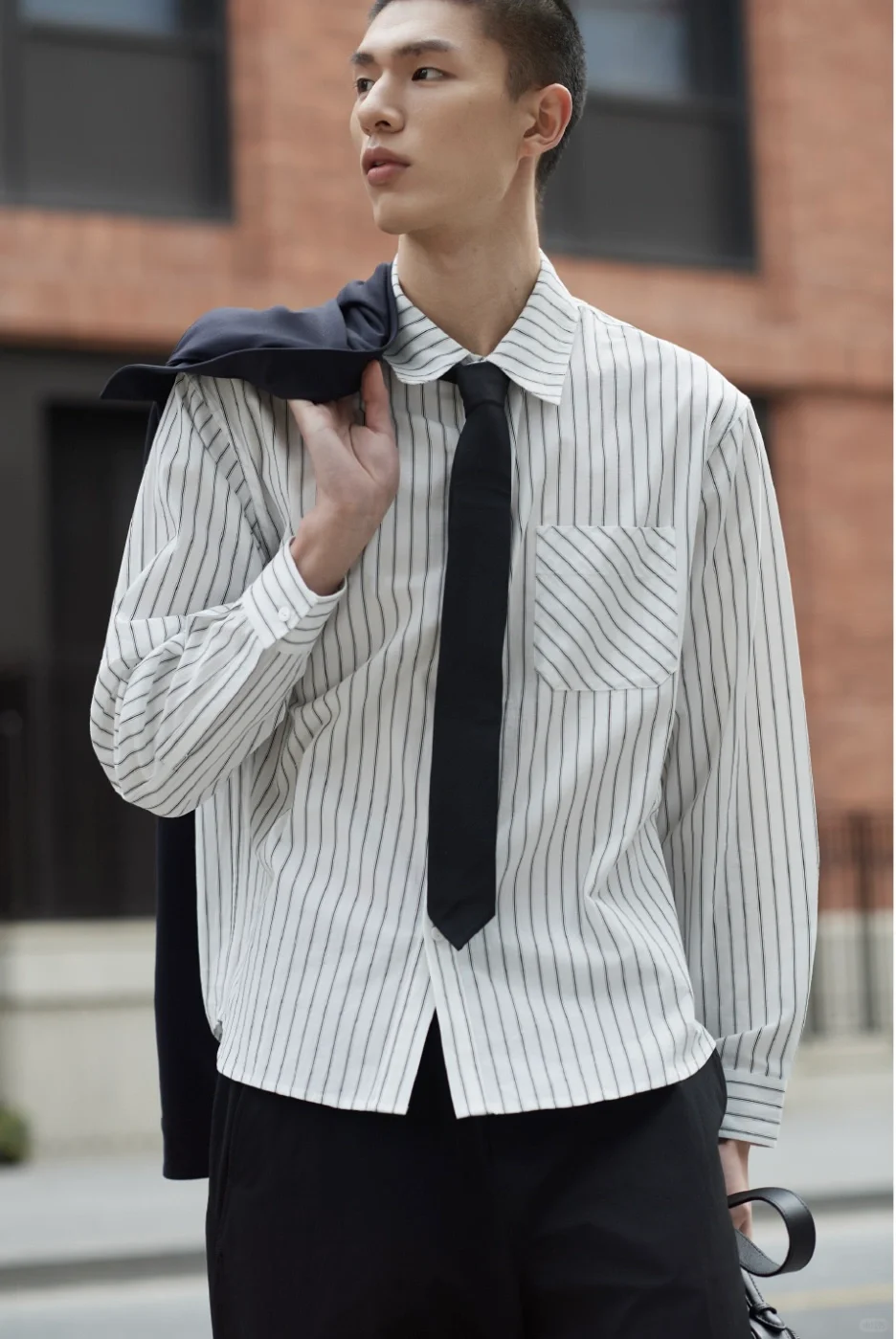 模特何俊 Lookbook如何拍出松弛高级感🍃