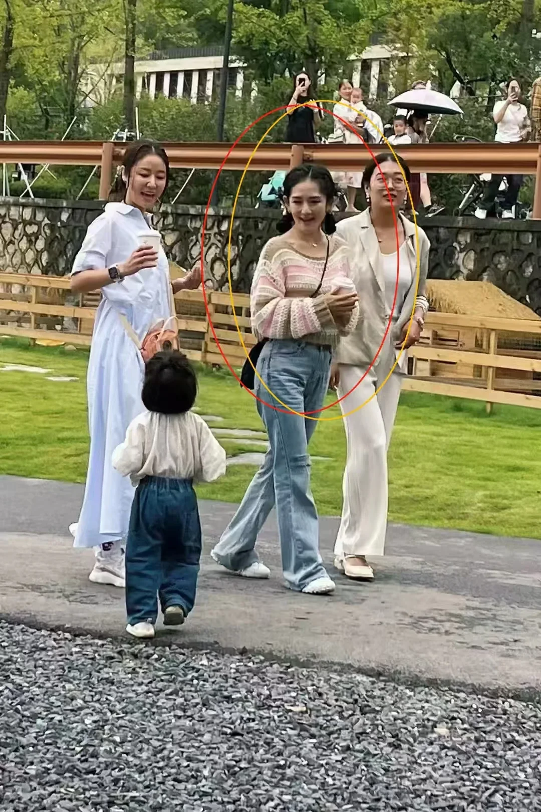 我的天呐...谢娜，现实中长这样
