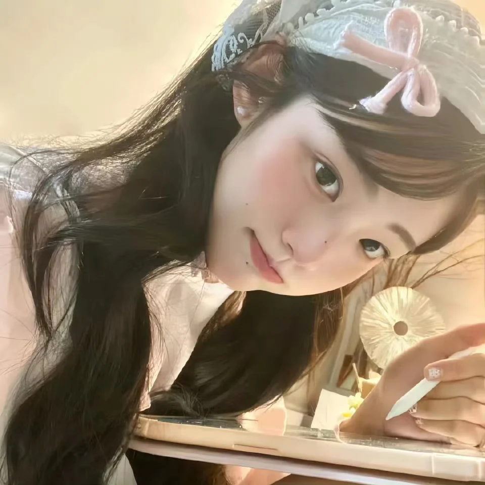 幸好爱是小小的奇迹女生头像