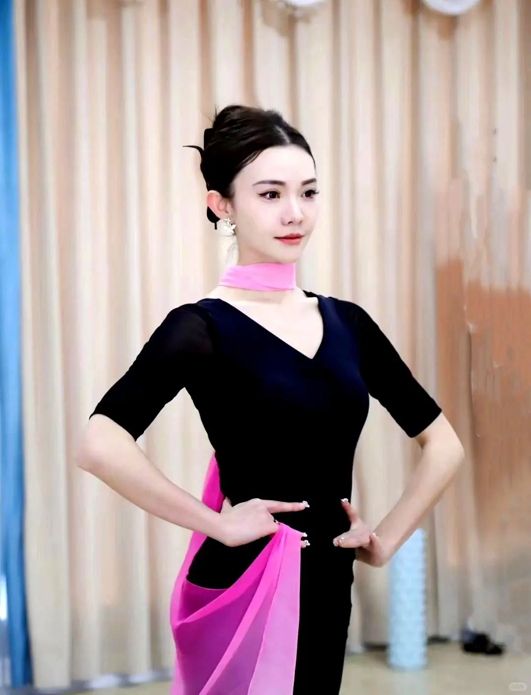 郑州的姐妹们，知道什么是形体与仪态的美感