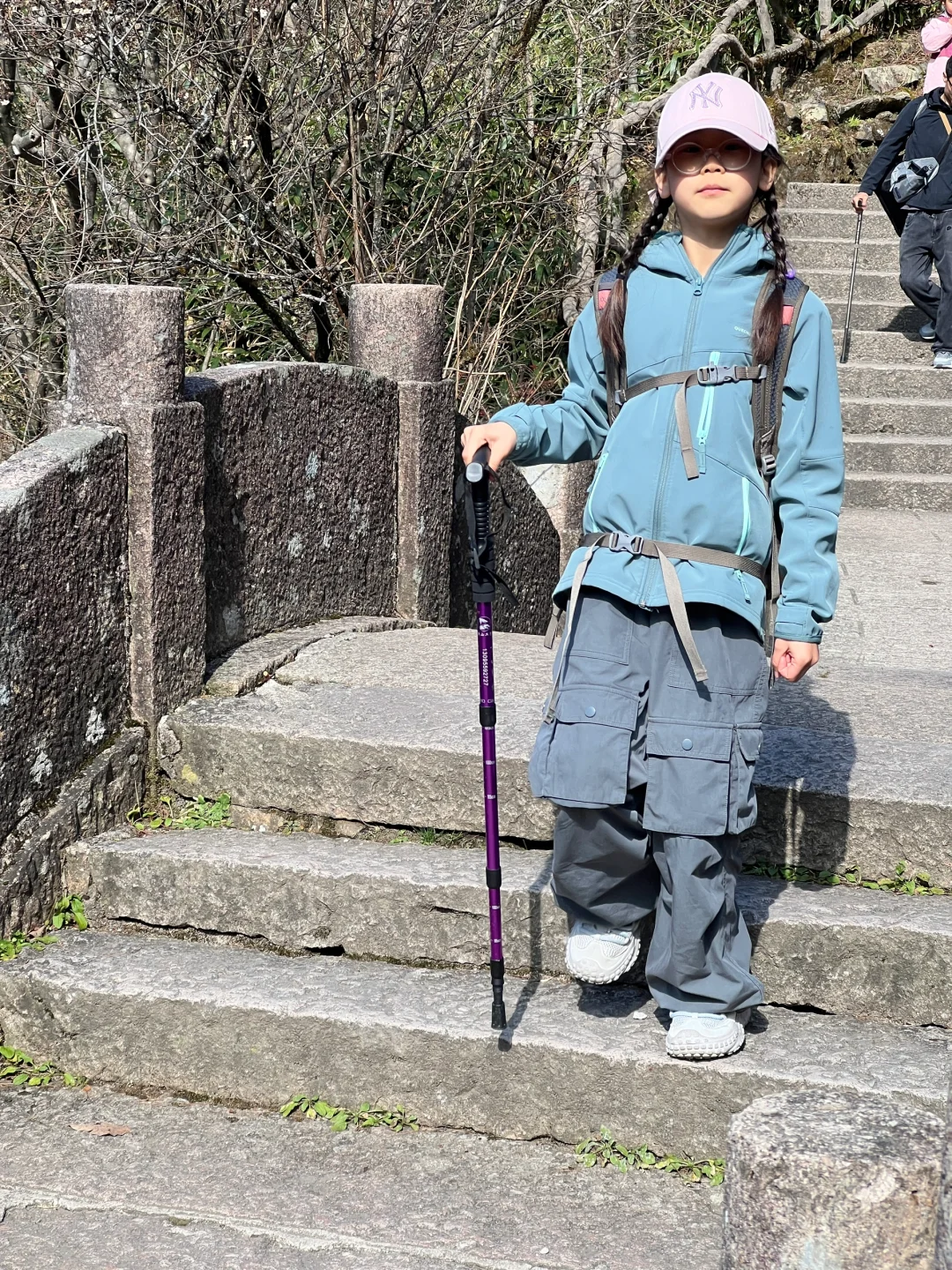 户外女孩最亮眼