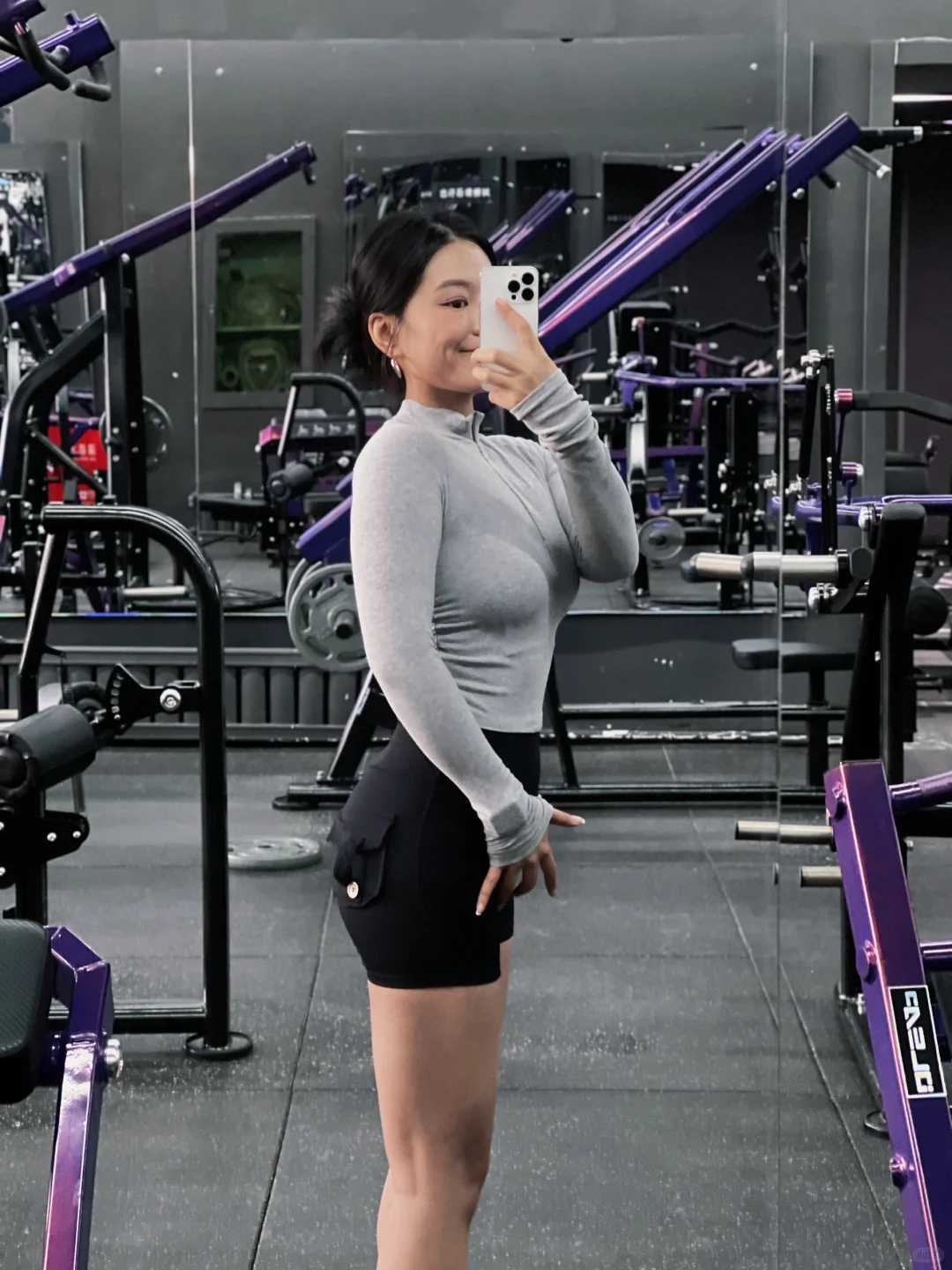 我们健身女爬坡是这样的️