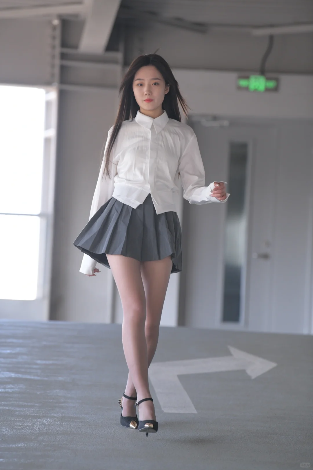 街拍：做最亮眼的春夏JK女孩