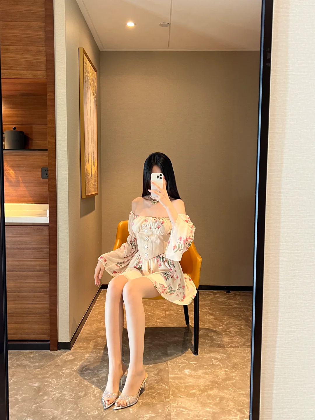 浅春无瑕美腿的小秘密居然是！