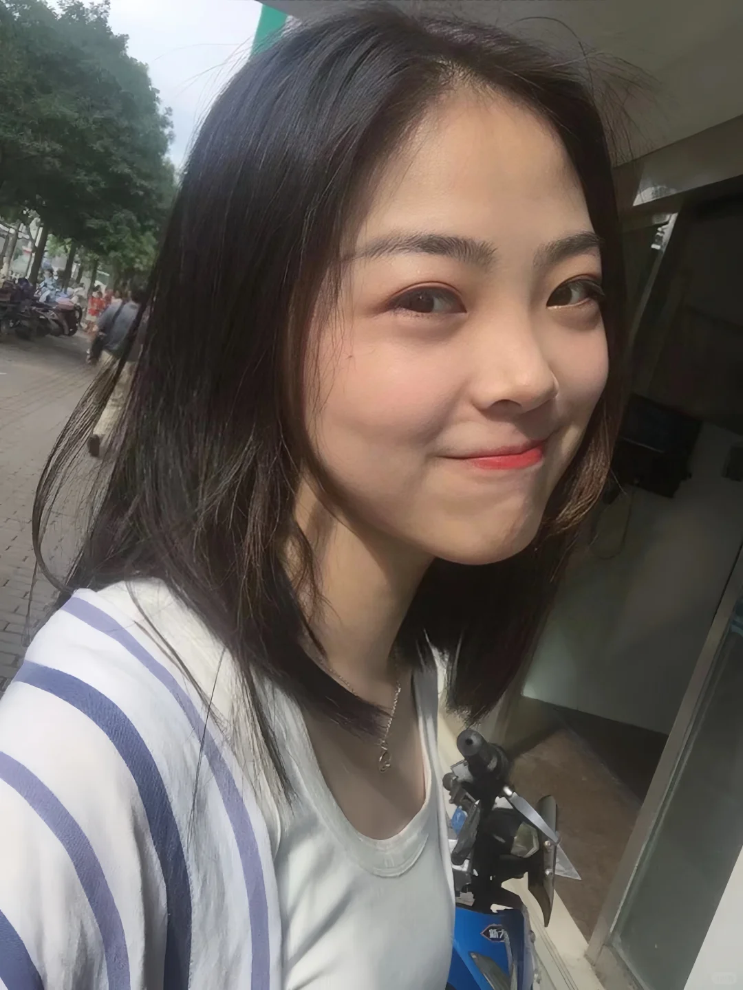 “永远怀念18岁的我”