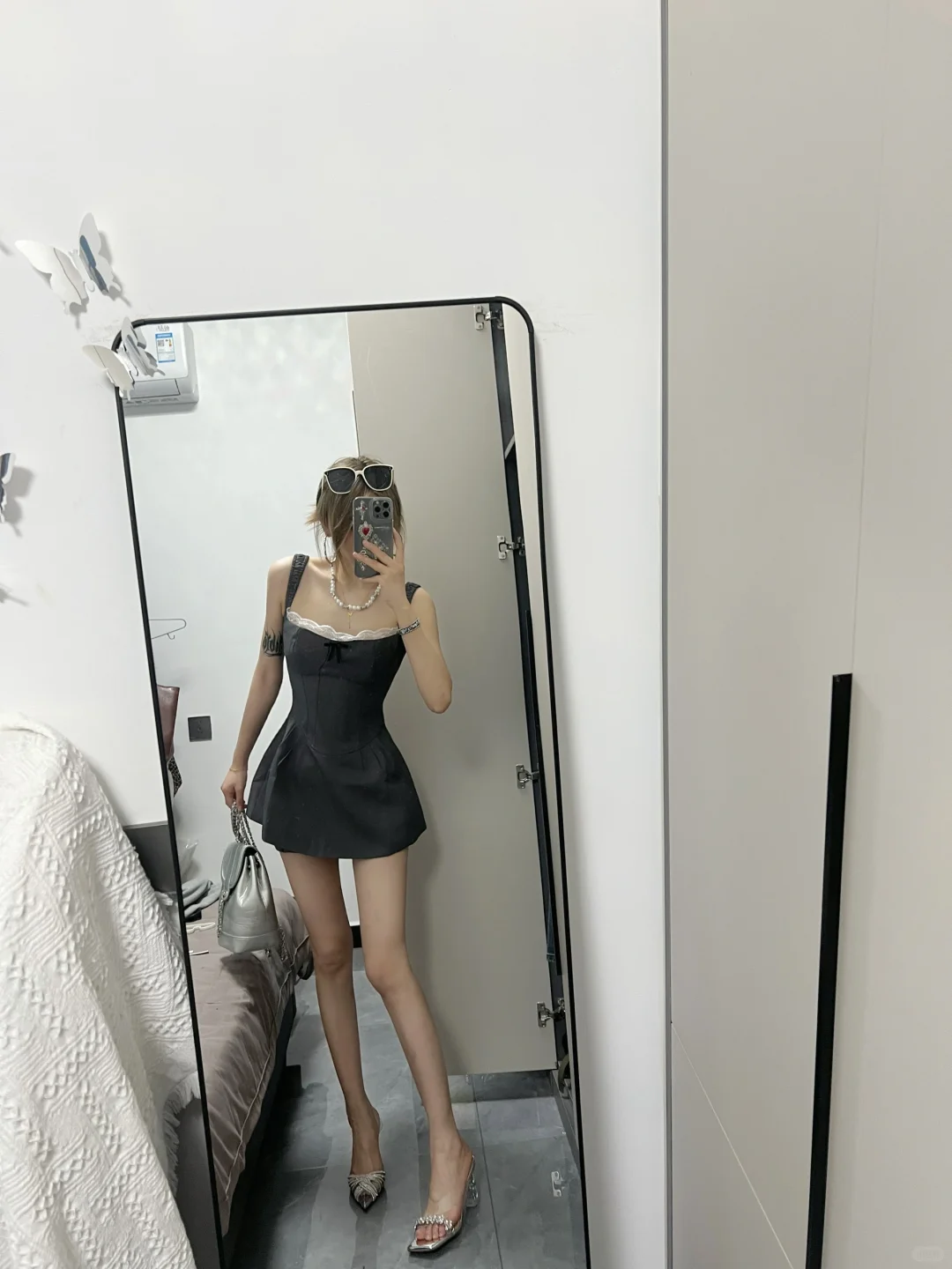 十万火急姐妹们！留尖头还是方头？？？