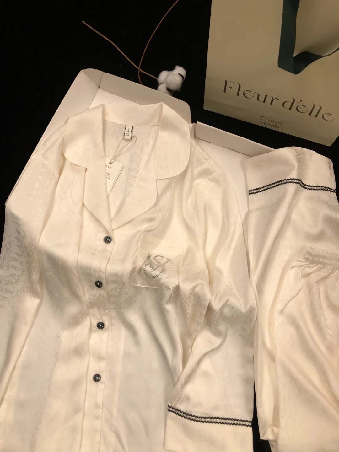 全款拿下维m介套蛇年限定新品‼️