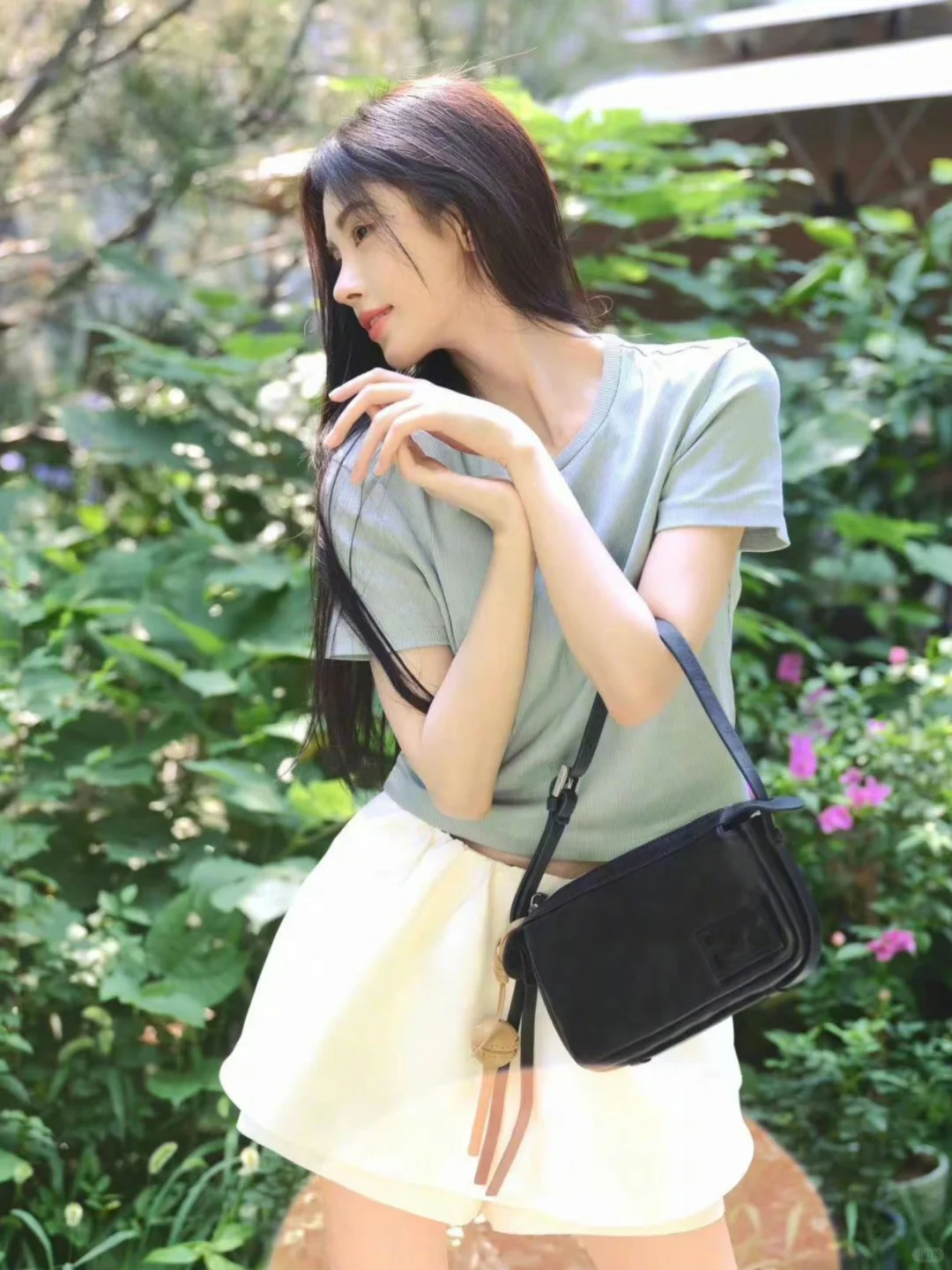 鞠婧祎今日私服 清新甜美的Fendi女孩
