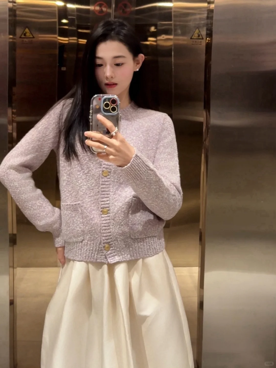 穿贵还是穿嫩？生娃后的第一次同学聚会