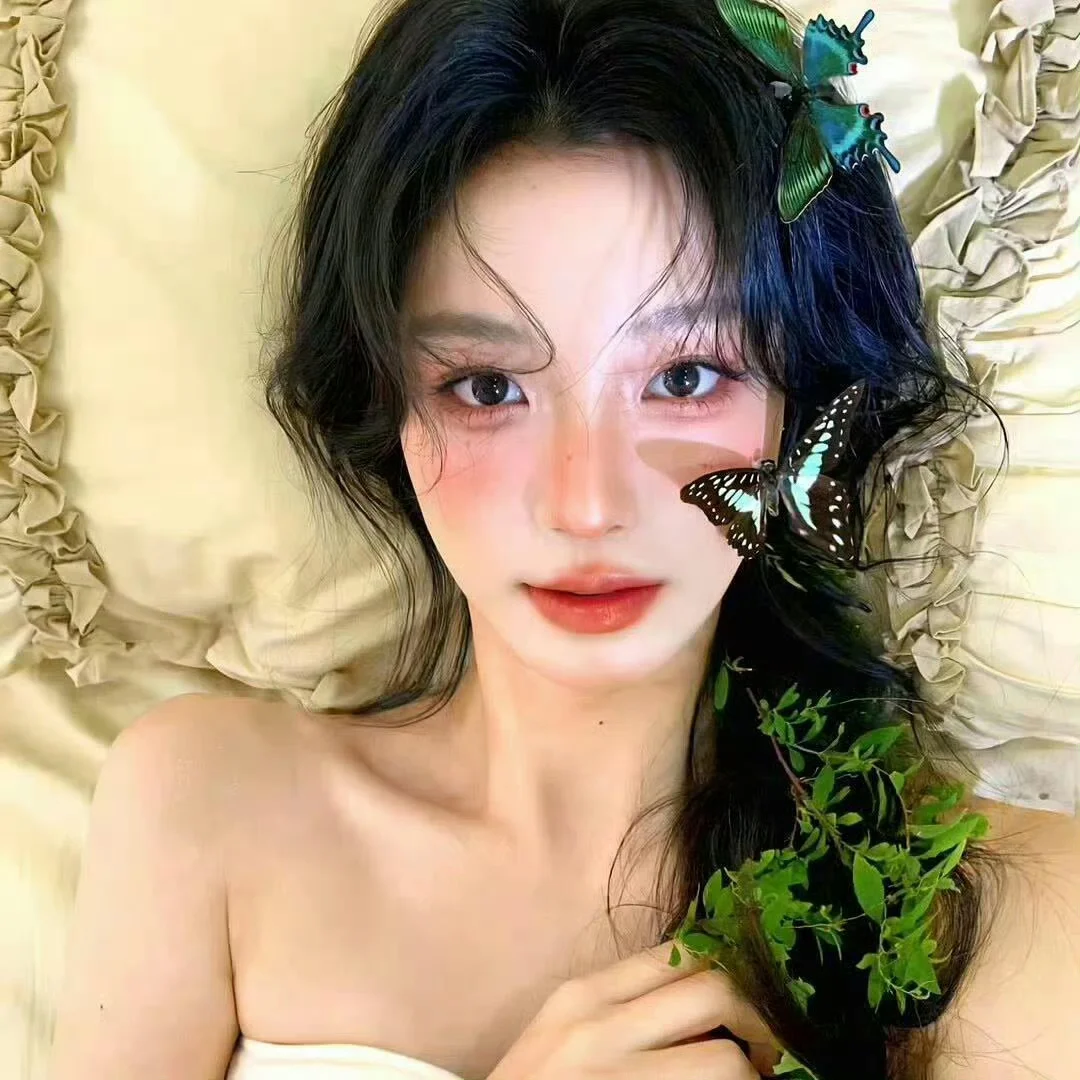 春日招桃花头像?