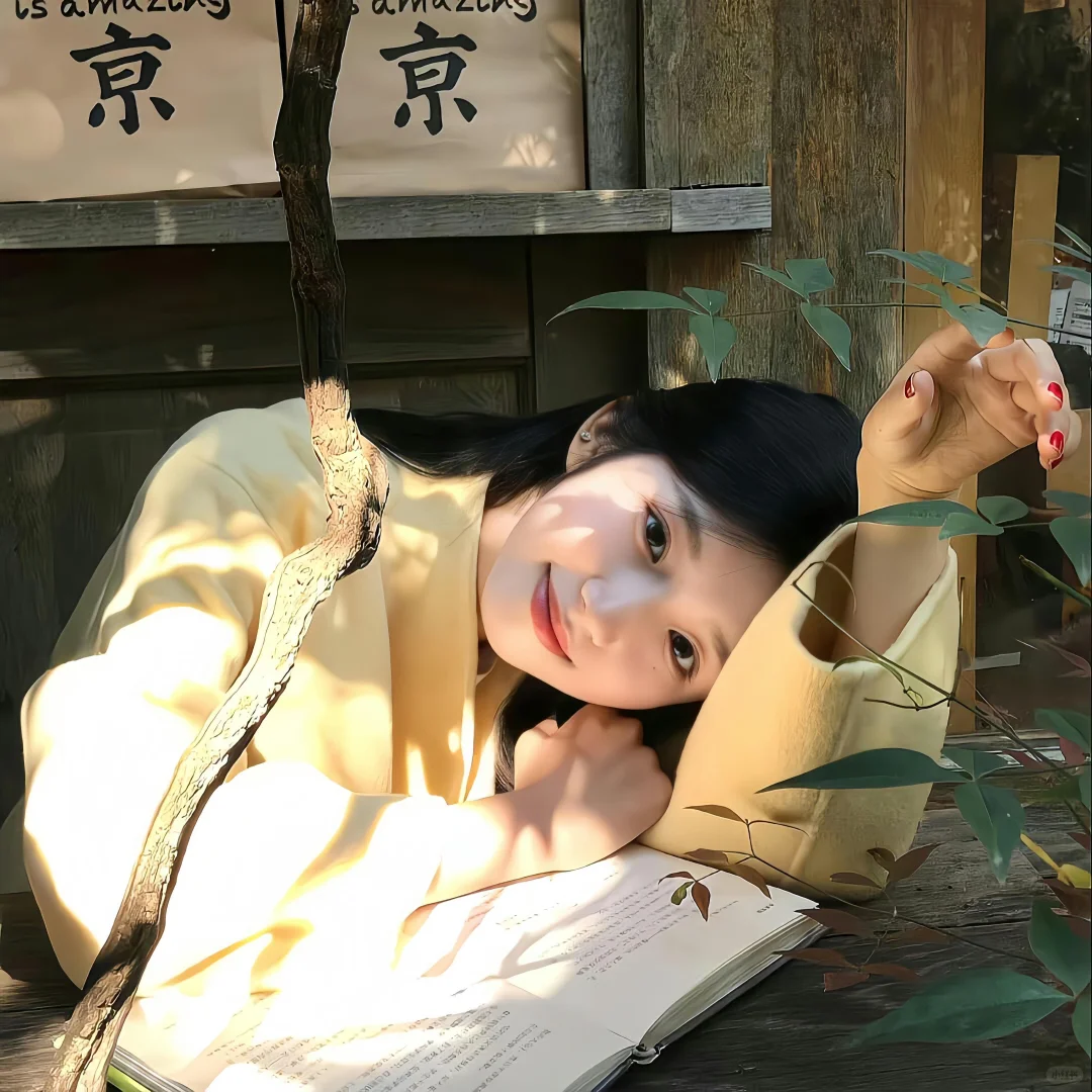 春日招桃花头像?