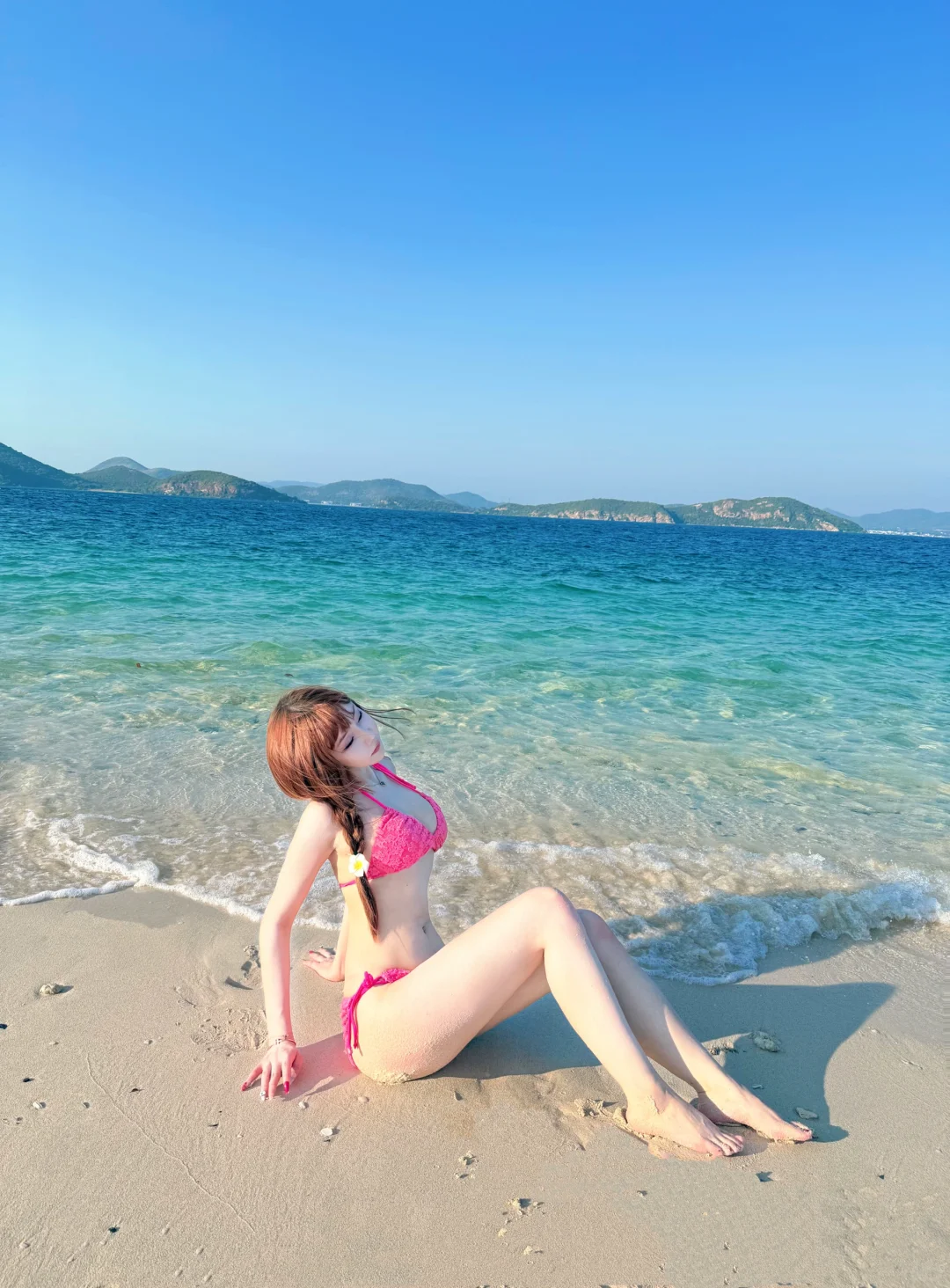 沙滩比基尼辣妹👙