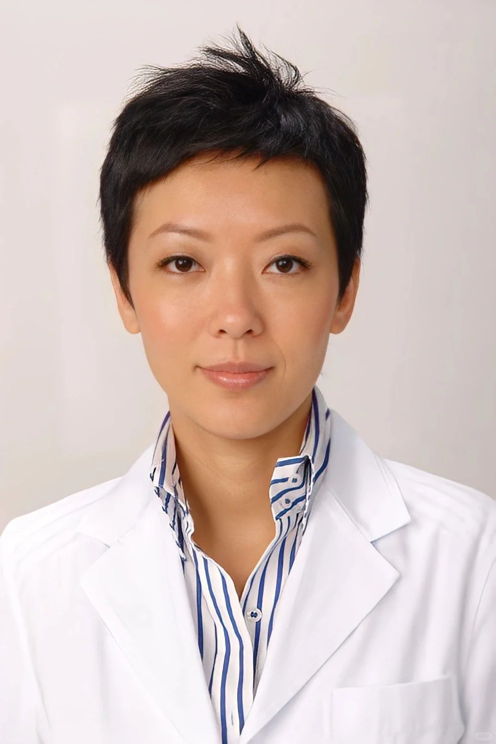 TVB恶女郭少芸，90年代风尚