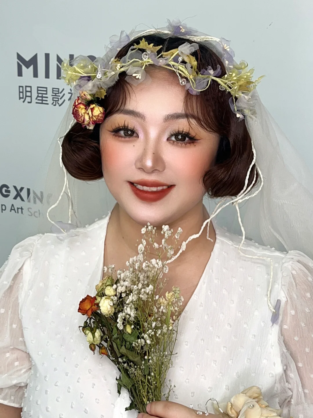 化妆师必学｜轻复古妆容详细教程分享